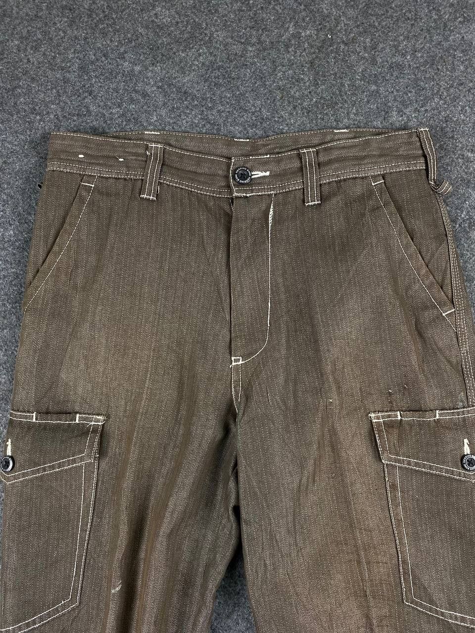Japanese Brand japanese brands herringbone cargo pants Size US 31 - 10 Thumbnail