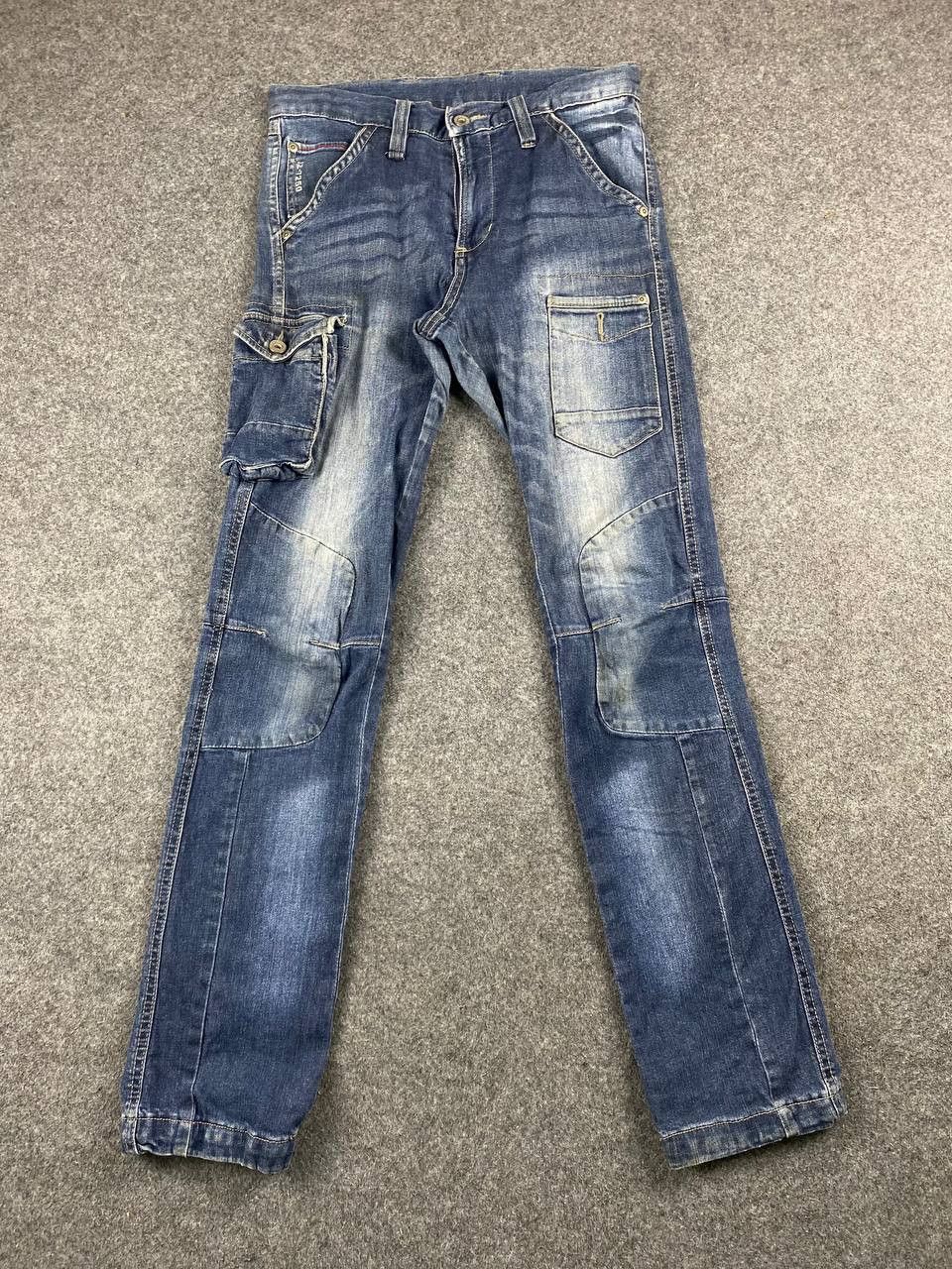 Japanese Brand japanese brands denim cargo pants Size US 31 - 6 Thumbnail