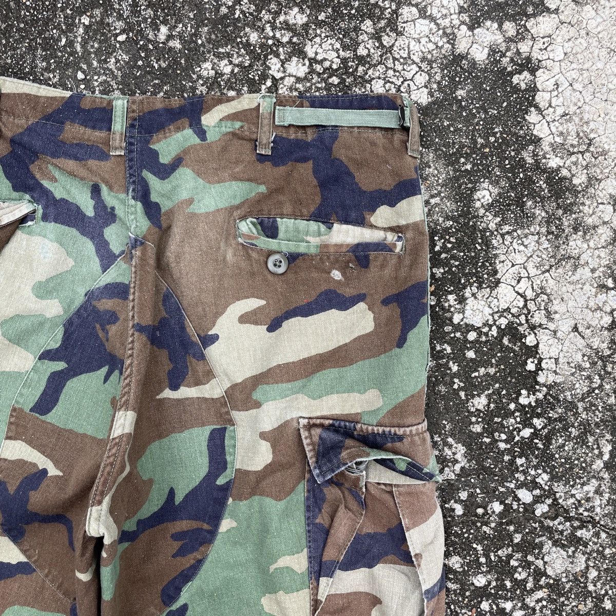 Vintage Vintage Military Army Distressed Cargo Pants Size US 37 - 7 Thumbnail