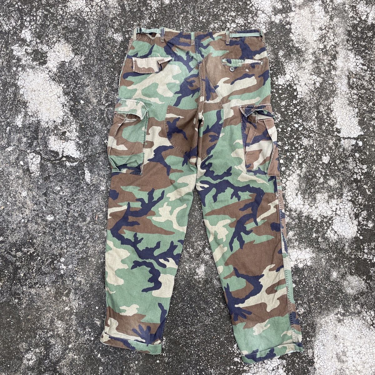 Vintage Vintage Military Army Distressed Cargo Pants Size US 37 - 6 Thumbnail