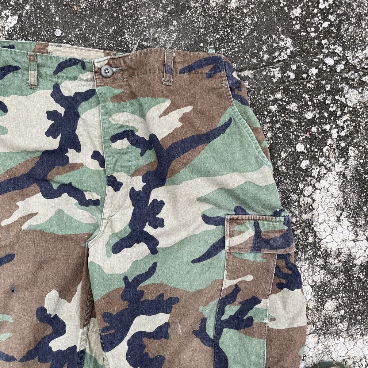 Vintage Vintage Military Army Distressed Cargo Pants Size US 37 - 2 Thumbnail