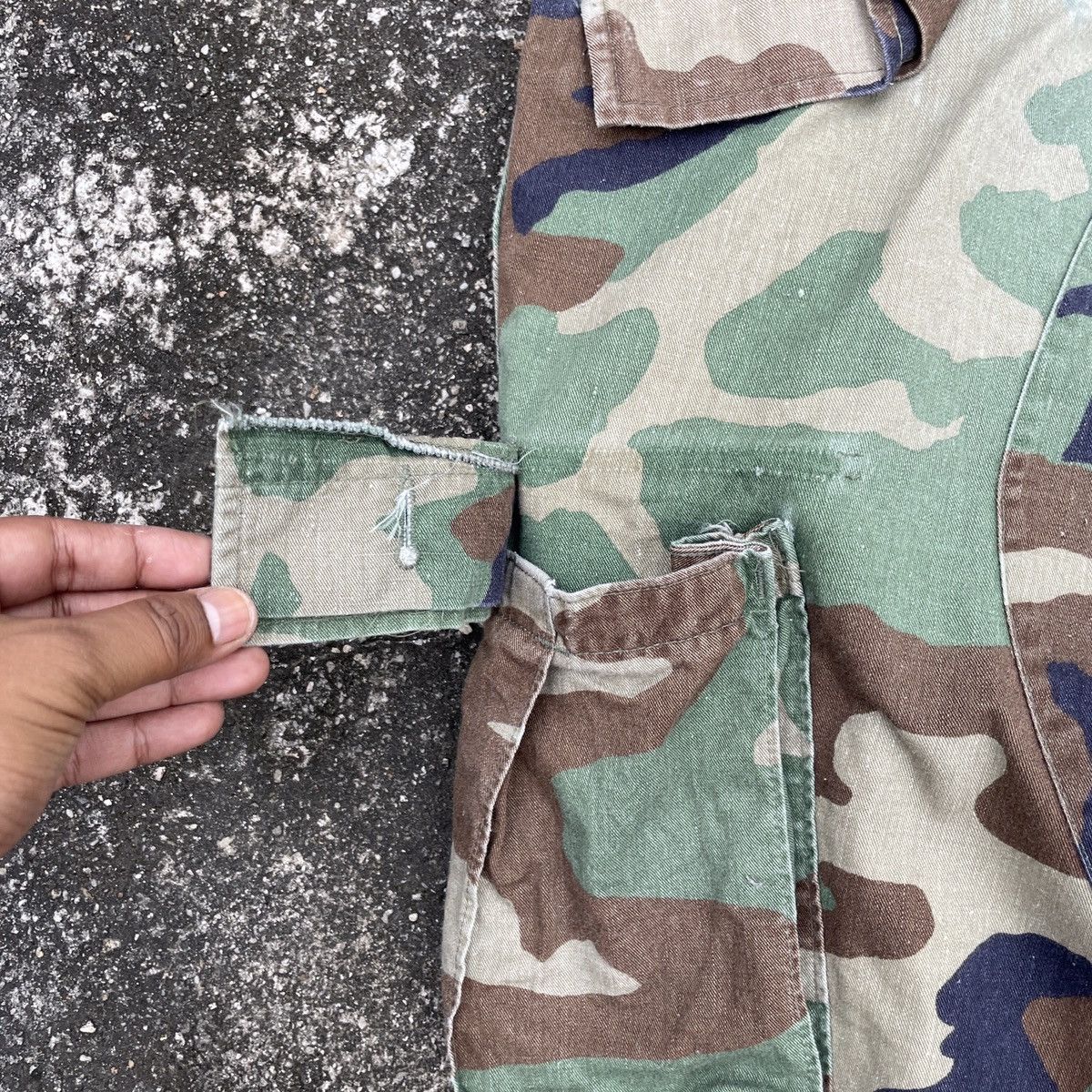 Vintage Vintage Military Army Distressed Cargo Pants Size US 37 - 10 Thumbnail