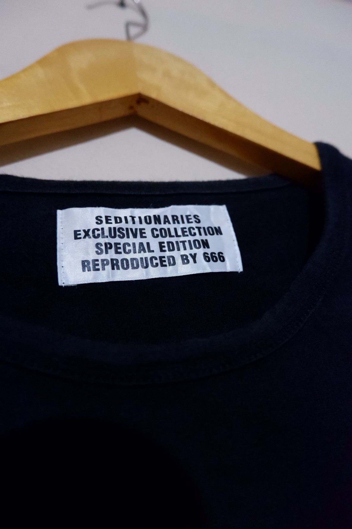 Japanese Brand Seditionaries Special Edition Too Fast Tee Size US S / EU 44-46 / 1 - 3 Thumbnail