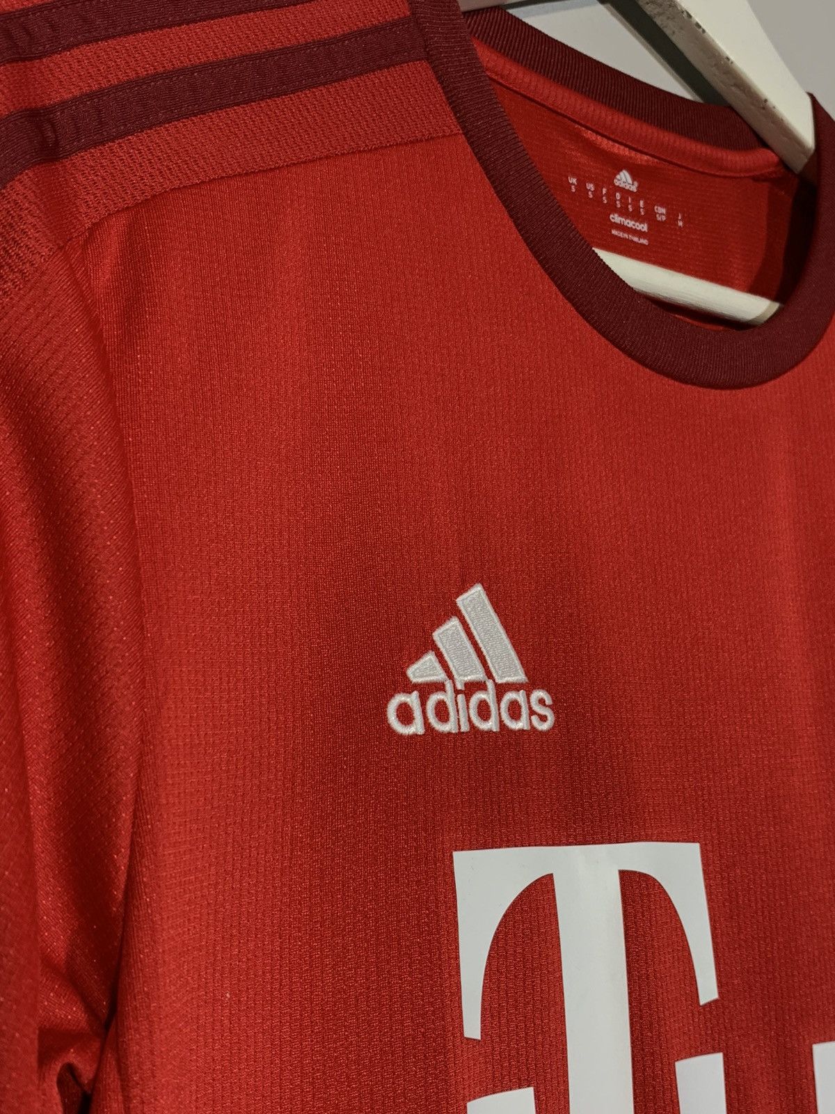 Adidas Bayern Munchen Adidas 2015/16 Y2k Streetwear Football Shirt Size US S / EU 44-46 / 1 - 5 Thumbnail