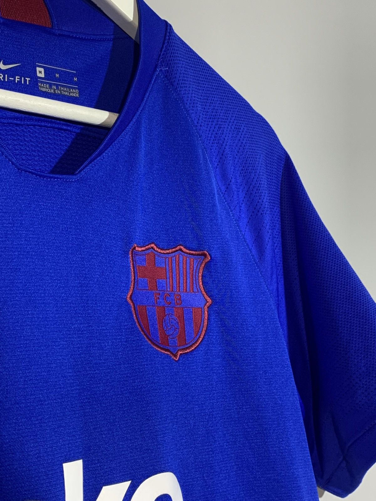 Other Barcelona Nike Y2k Streetwear Blokecore Football Shirt Size US M / EU 48-50 / 2 - 4 Thumbnail