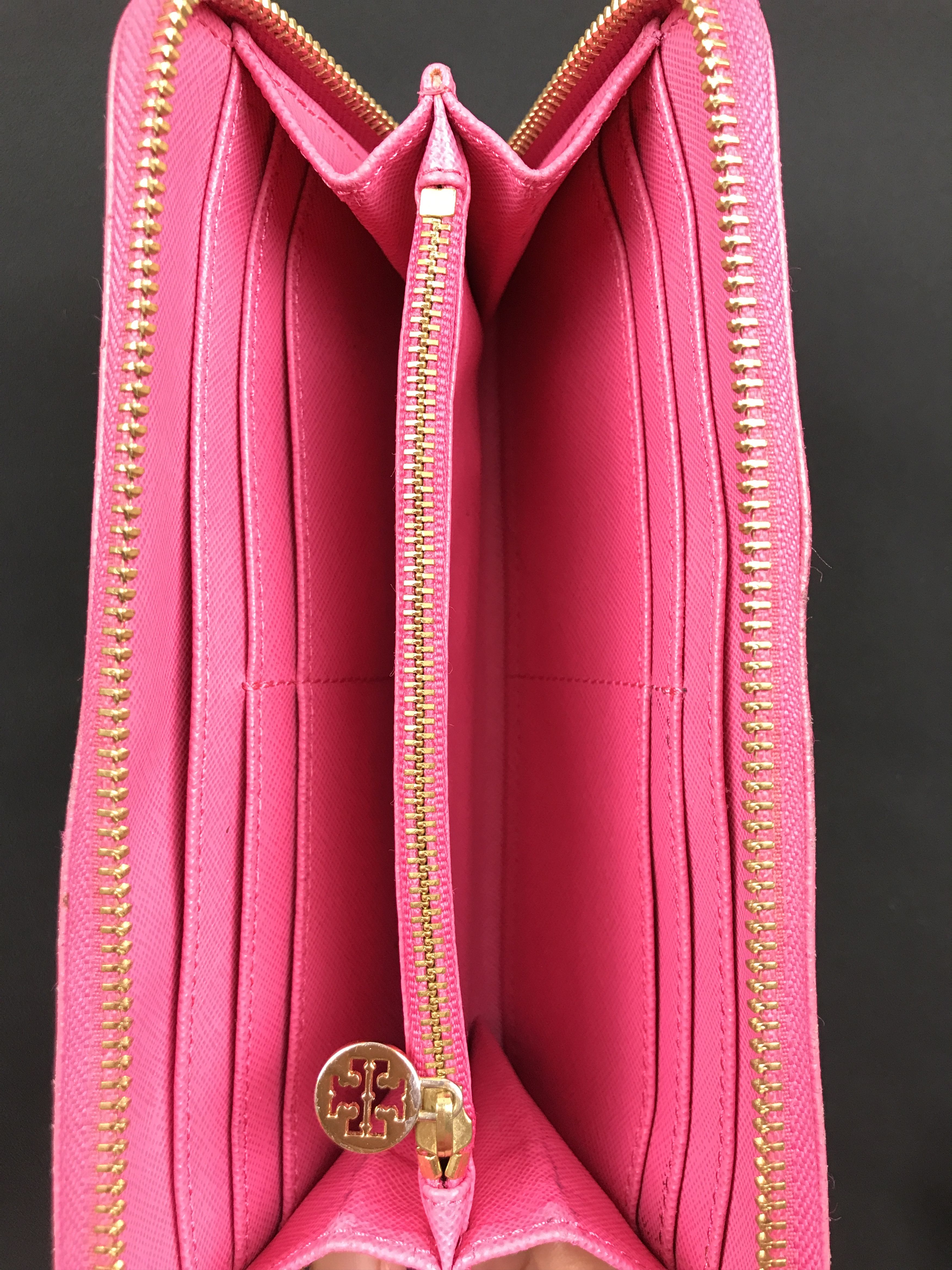 Designer × Tory Burch × Vintage Tory Burch Audra Reva Gold Logo Zip Around Long Wallet Size ONE SIZE - 8 Thumbnail