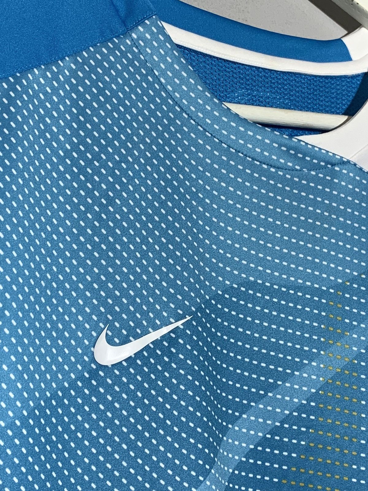 Nike Aston Villa Nike Y2k Streetwear Football Shirt Size US L / EU 52-54 / 3 - 4 Thumbnail