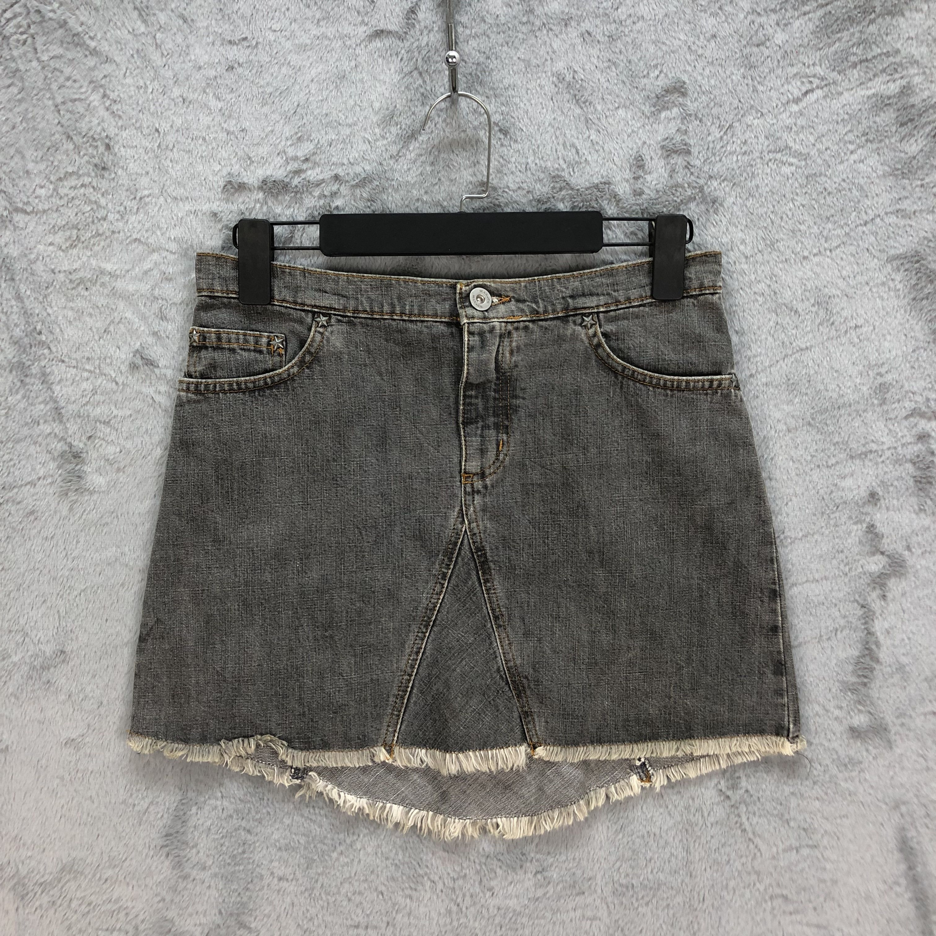 MAX&Co. MAX MARA DENIM SKIRT #5080-40 Size 29" - 1 Thumbnail