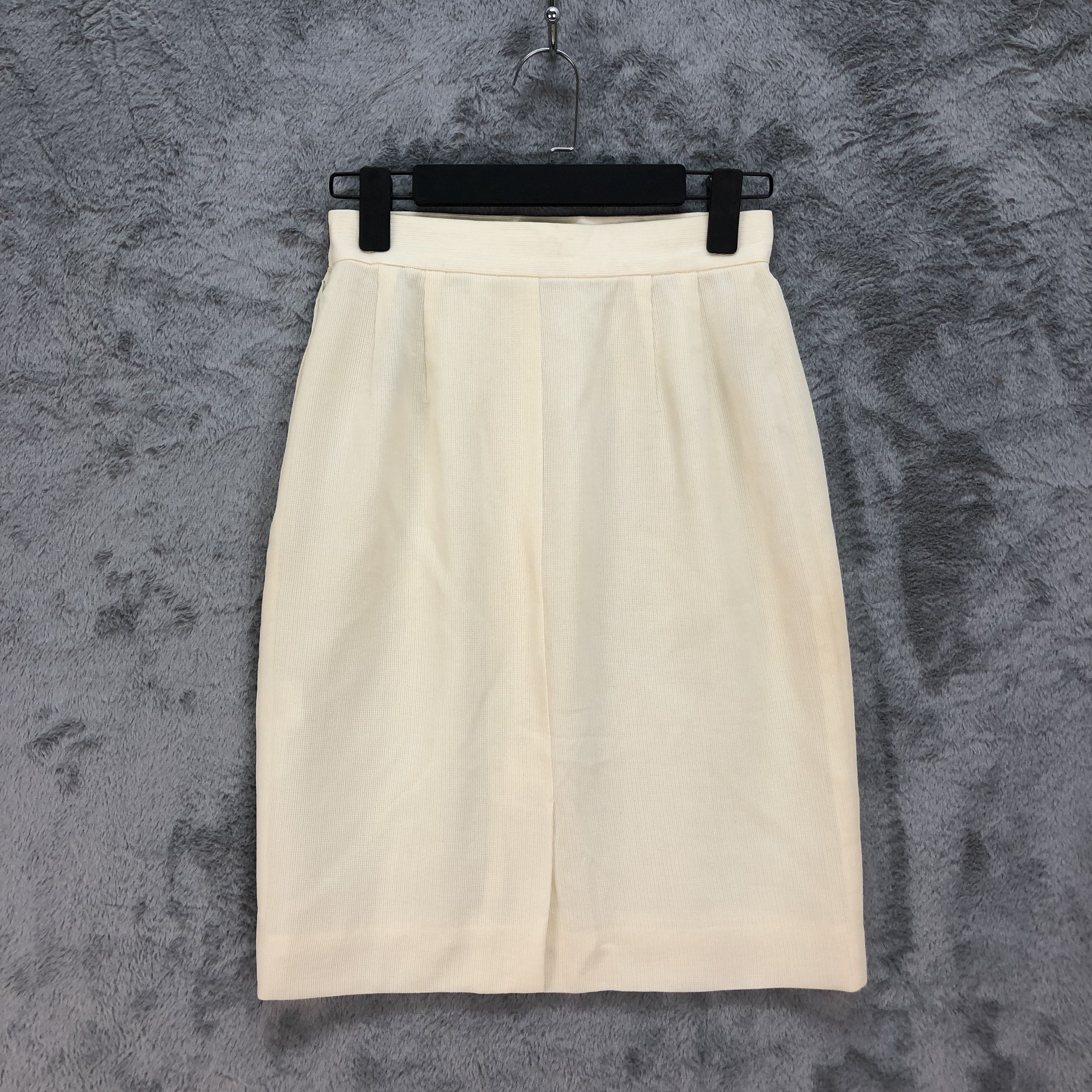 Yves Saint Laurent VINTAGE YVES SAINT LAURENT SKIRT #4809-171 Size 26" / US 2 / IT 38 - 10 Thumbnail
