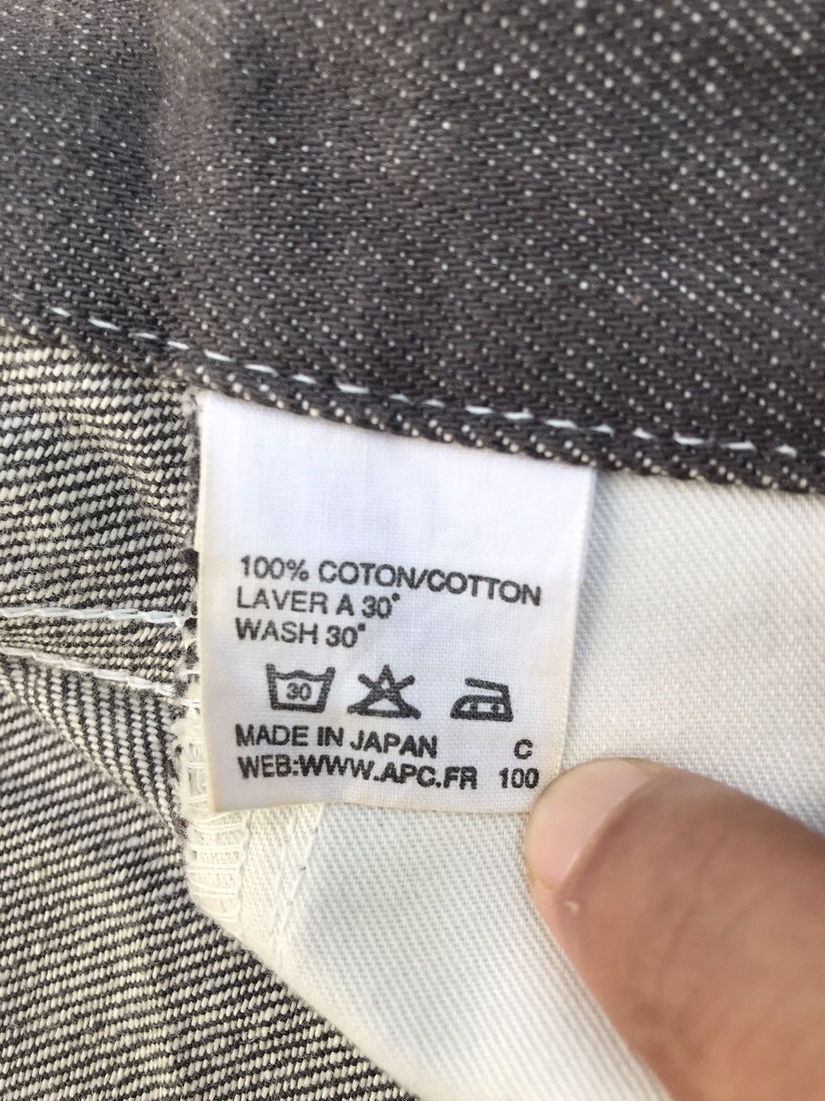 A.P.C. A.P.C Selvedge Size 29x30 Like New Condition Size US 29 - 9 Thumbnail