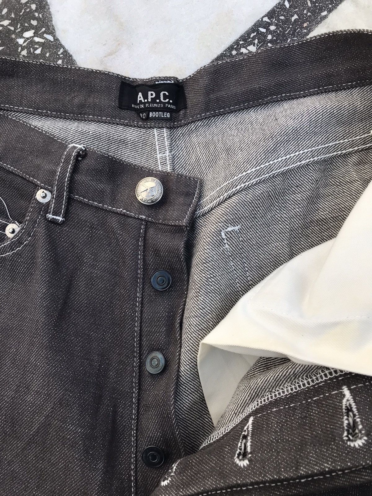 A.P.C. A.P.C Selvedge Size 29x30 Like New Condition Size US 29 - 4 Thumbnail