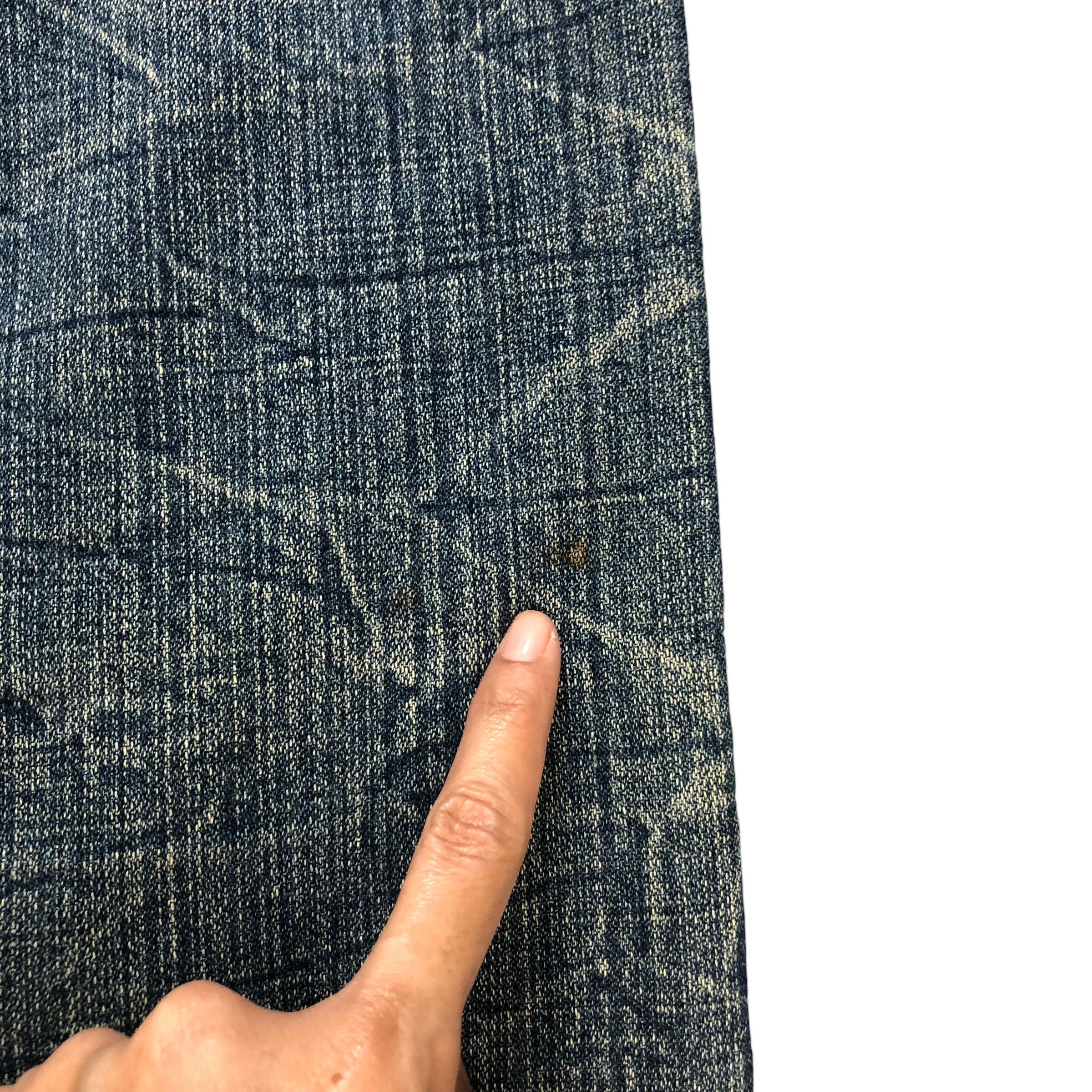 Vintage TRASHED🔥 AFRICA TARO DOUBLE WAIST DISTRESS DENIM #6138-220 Size US 32 / EU 48 - 22 Thumbnail