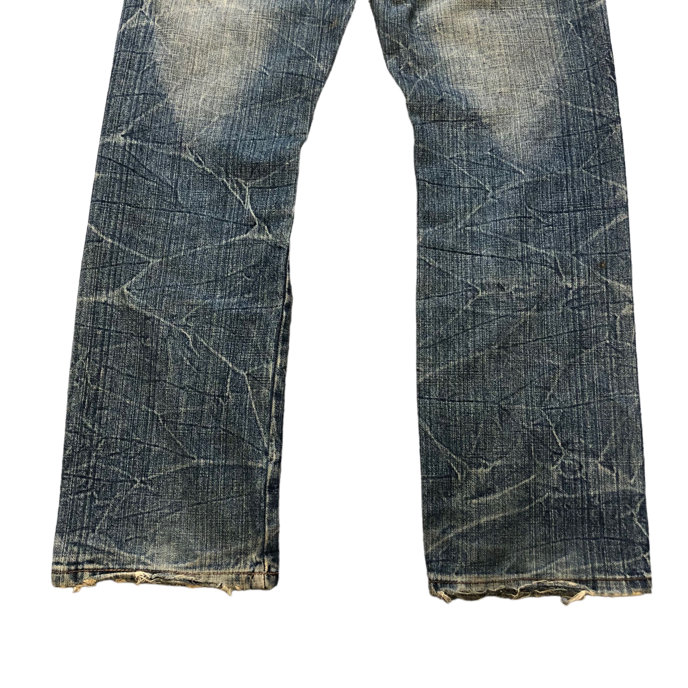 Vintage TRASHED🔥 AFRICA TARO DOUBLE WAIST DISTRESS DENIM #6138-220 Size US 32 / EU 48 - 23 Thumbnail