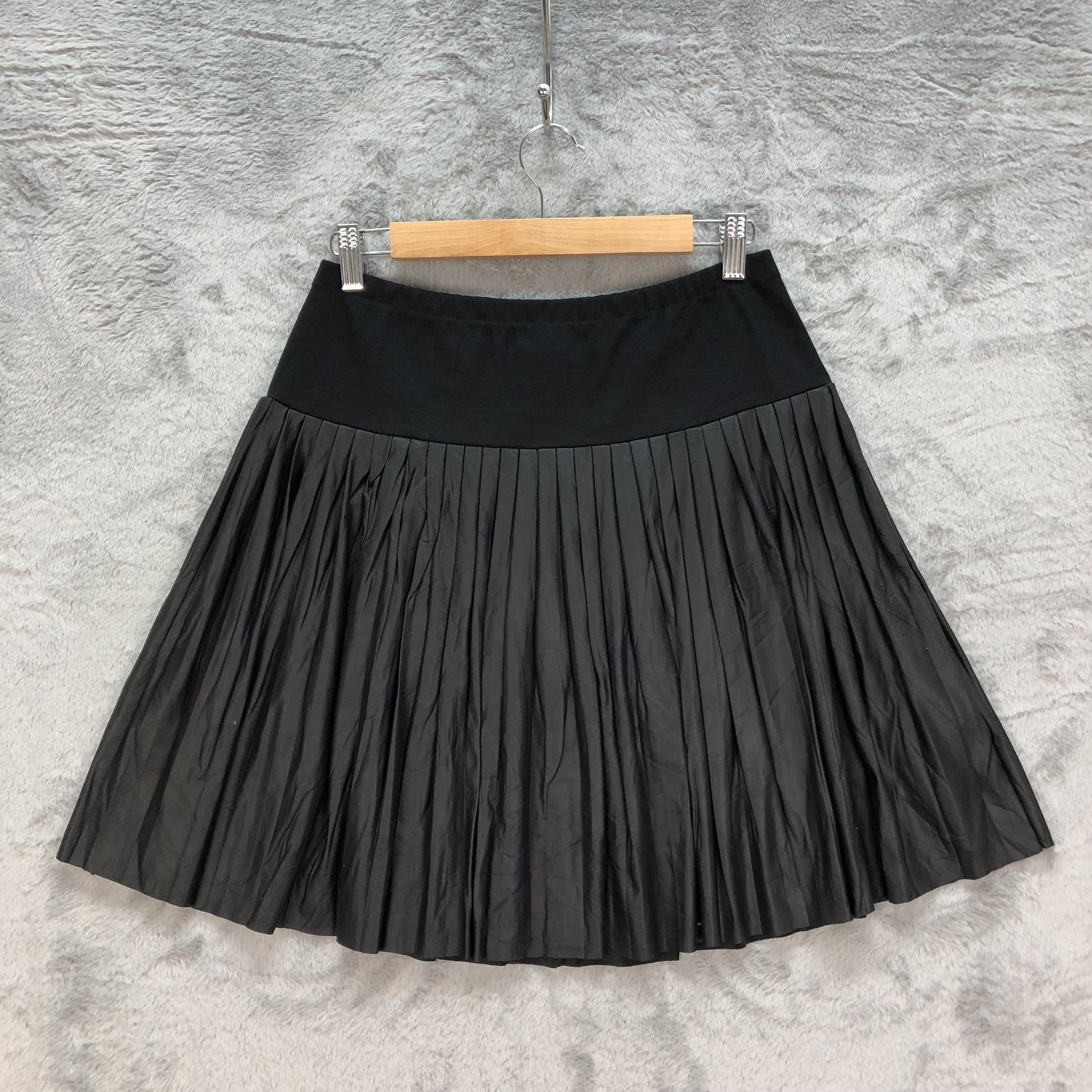 Japanese Brand PIANURASTUDIO ROMA PLEATED MINI SKIRTS #6209-54 Size 30" / US 8 / IT 44 - 1 Thumbnail