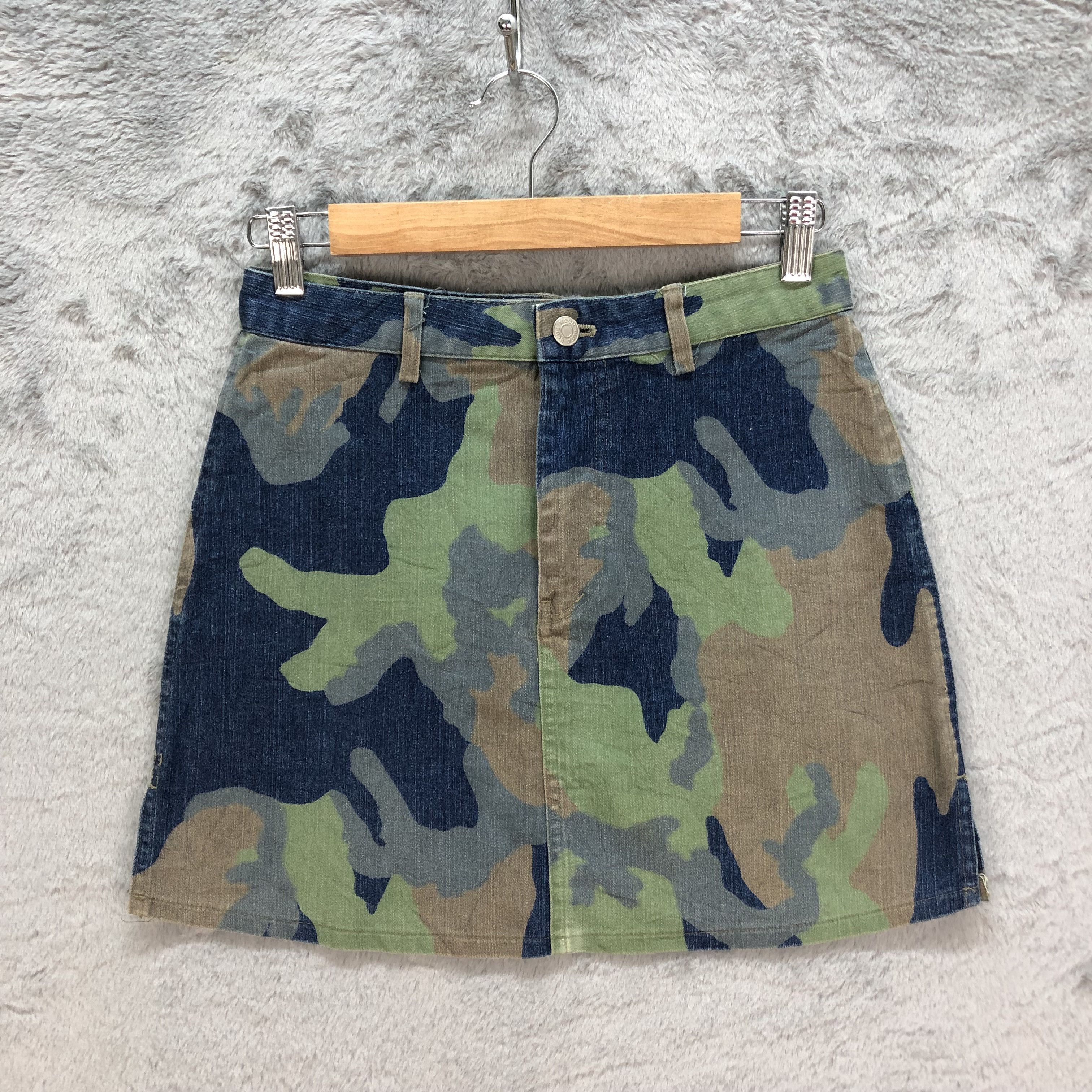 Japanese Brand BLUE MOON BLUE CAMO DENIM MINI SKIRTS #6210-54 Size 27" / US 4 / IT 40 - 1 Thumbnail