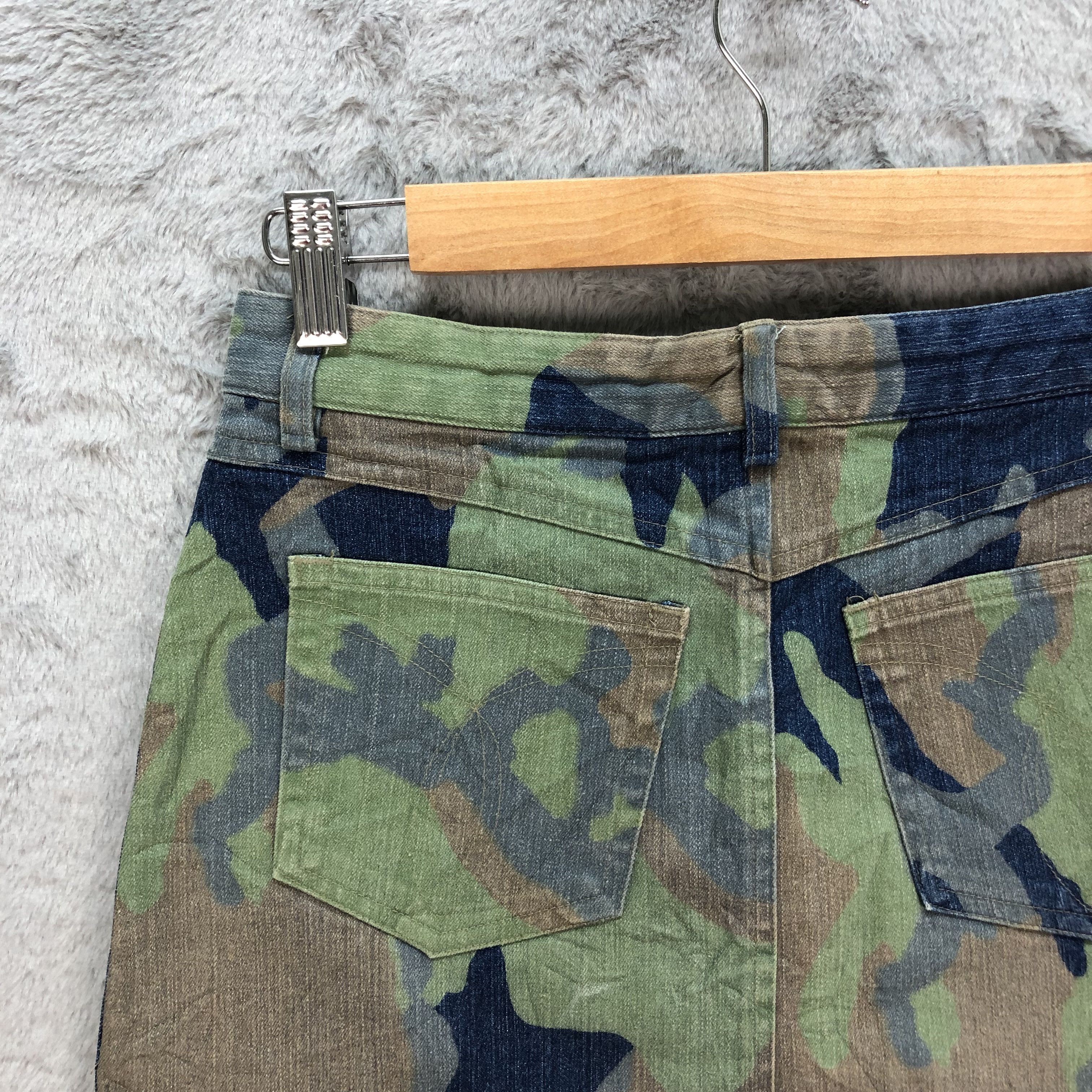 Japanese Brand BLUE MOON BLUE CAMO DENIM MINI SKIRTS #6210-54 Size 27" / US 4 / IT 40 - 10 Thumbnail