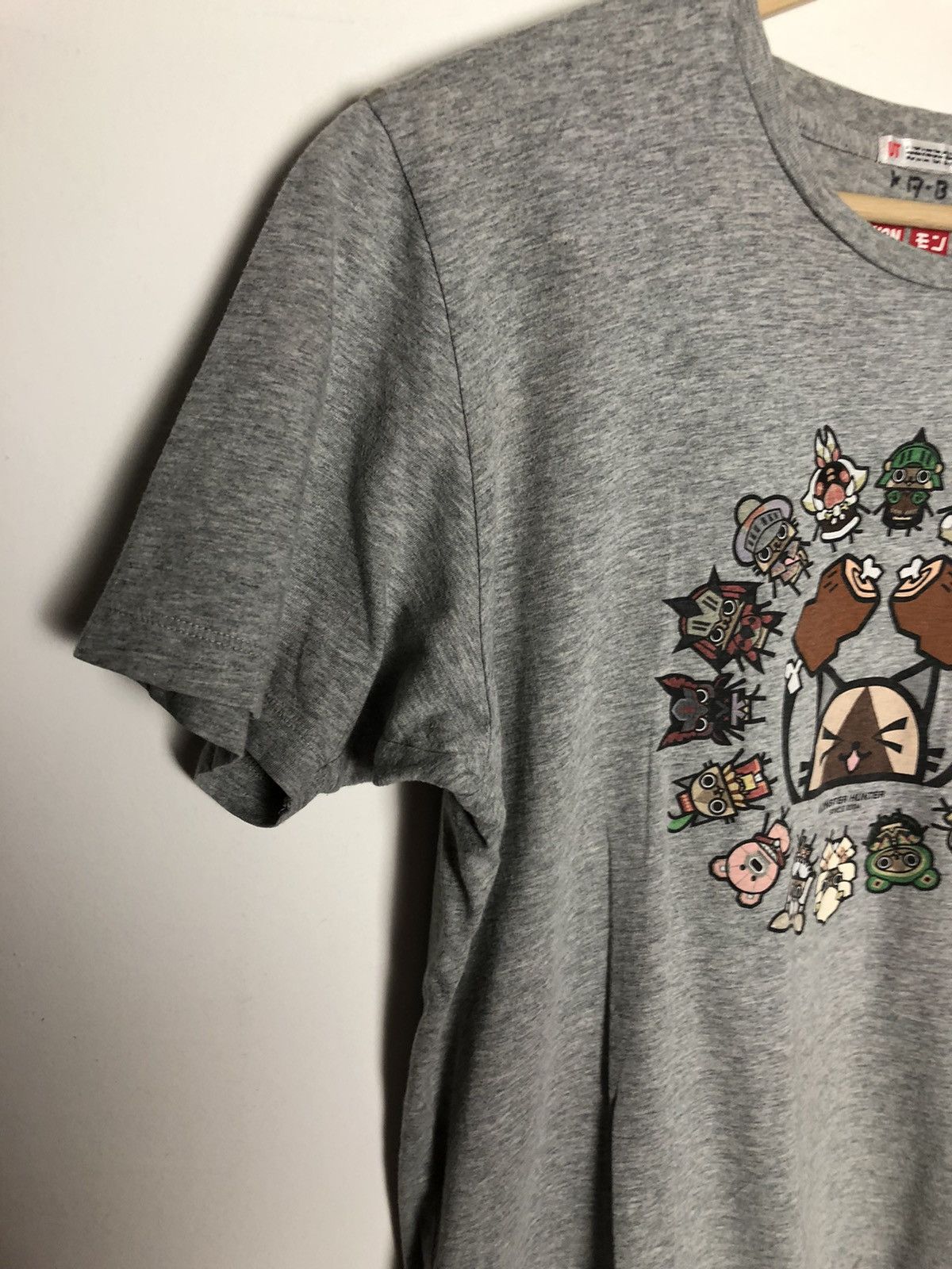 Anime × Uniqlo Monster Hunter Uniqlo Size US M / EU 48-50 / 2 - 3 Thumbnail
