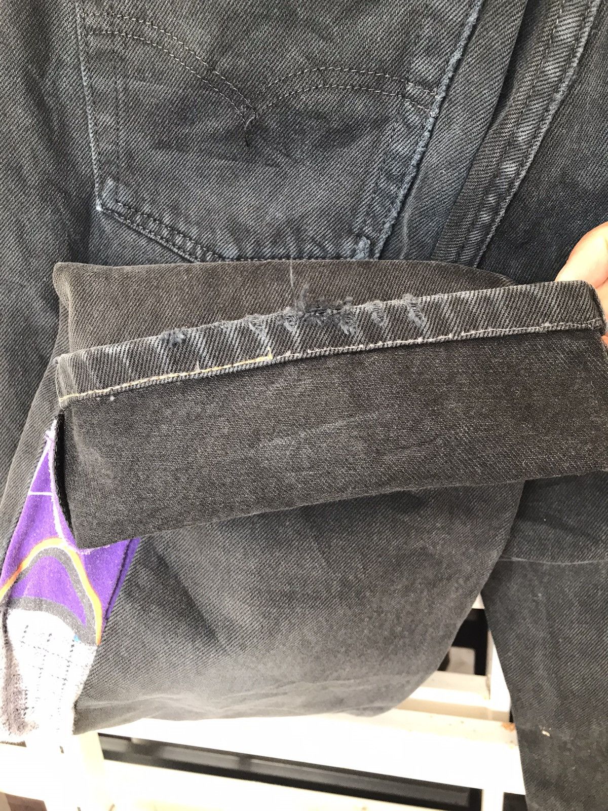 Levi's Vintage Clothing × NBA Vtg Levi’s 501 Super Black Custom Denim L.A Lakes Size 30 Size US 30 / EU 46 - 10 Thumbnail
