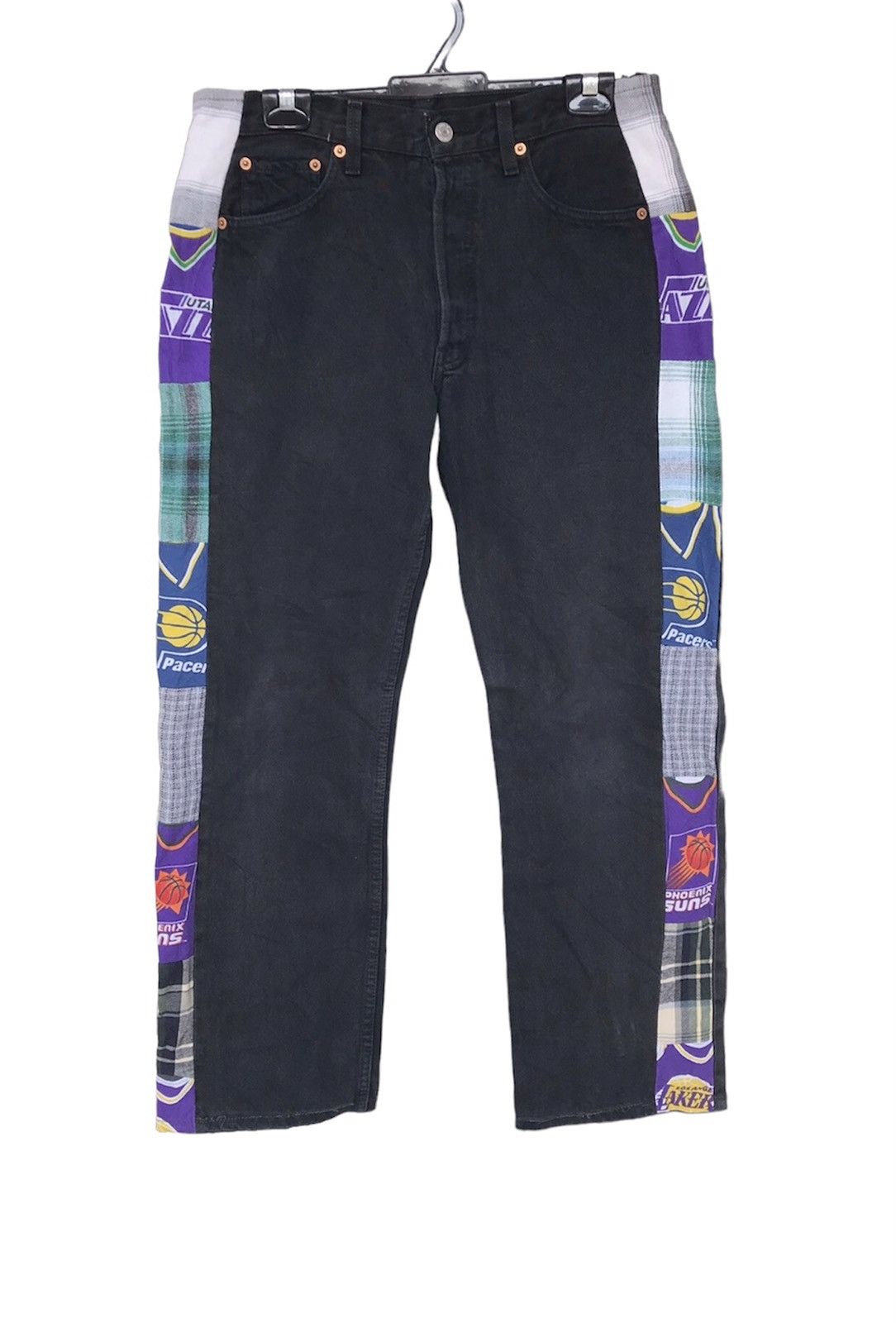 Levi's Vintage Clothing × NBA Vtg Levi’s 501 Super Black Custom Denim L.A Lakes Size 30 Size US 30 / EU 46 - 1 Thumbnail