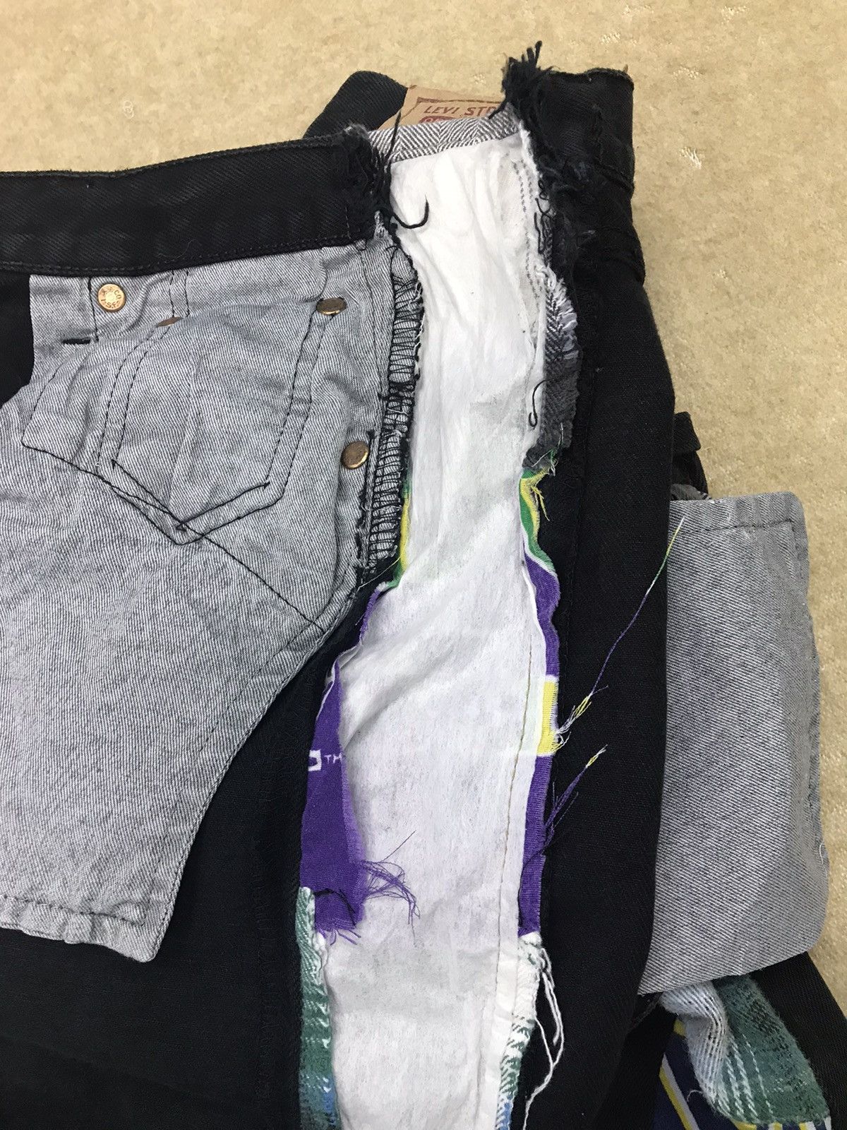 Levi's Vintage Clothing × NBA Vtg Levi’s 501 Super Black Custom Denim L.A Lakes Size 30 Size US 30 / EU 46 - 12 Thumbnail