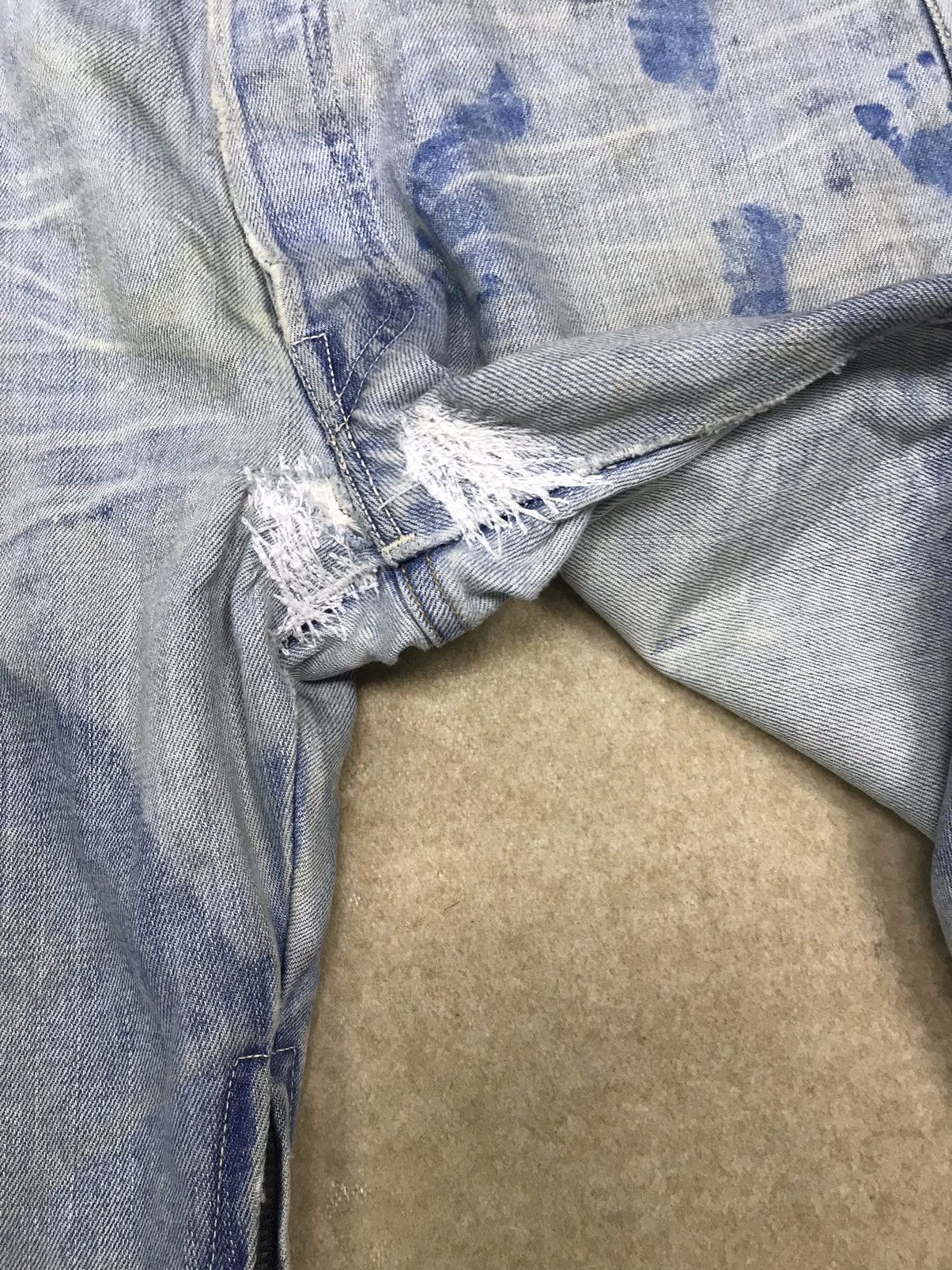 Levi's Vintage Clothing Rare 🔥 Vintage Levi’s Big E Selvedge Distressed Denim Size US 33 - 12 Thumbnail