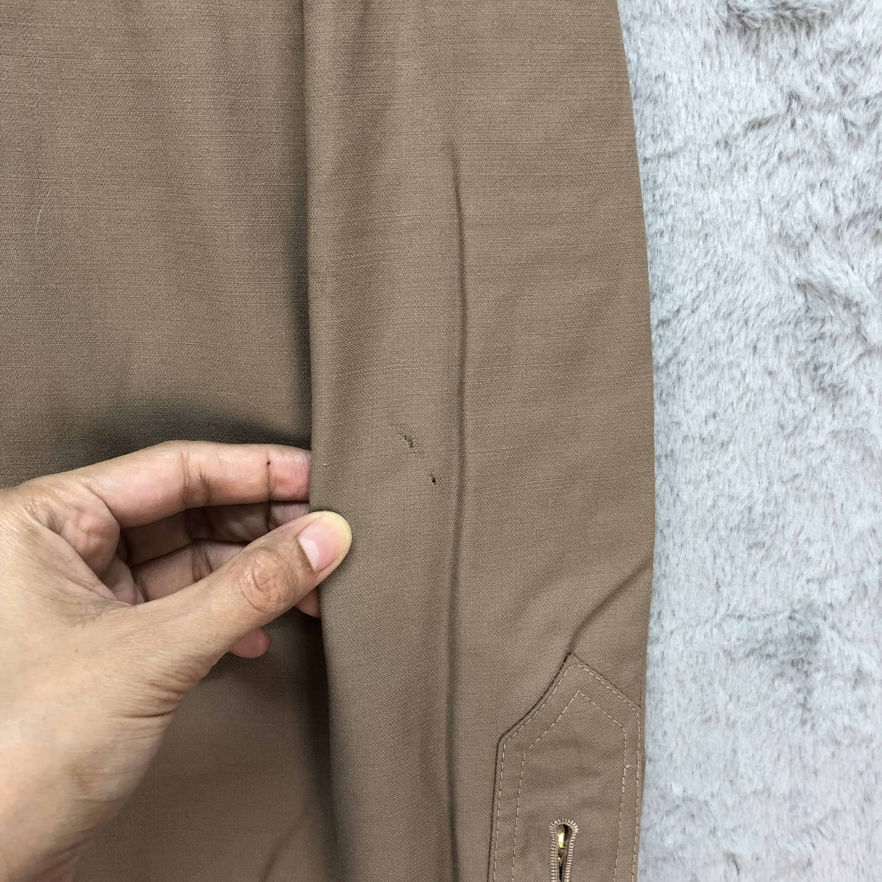 Valentino Valentino Garavani Lana Wool Skirt #6214-54 Size 29" - 7 Thumbnail
