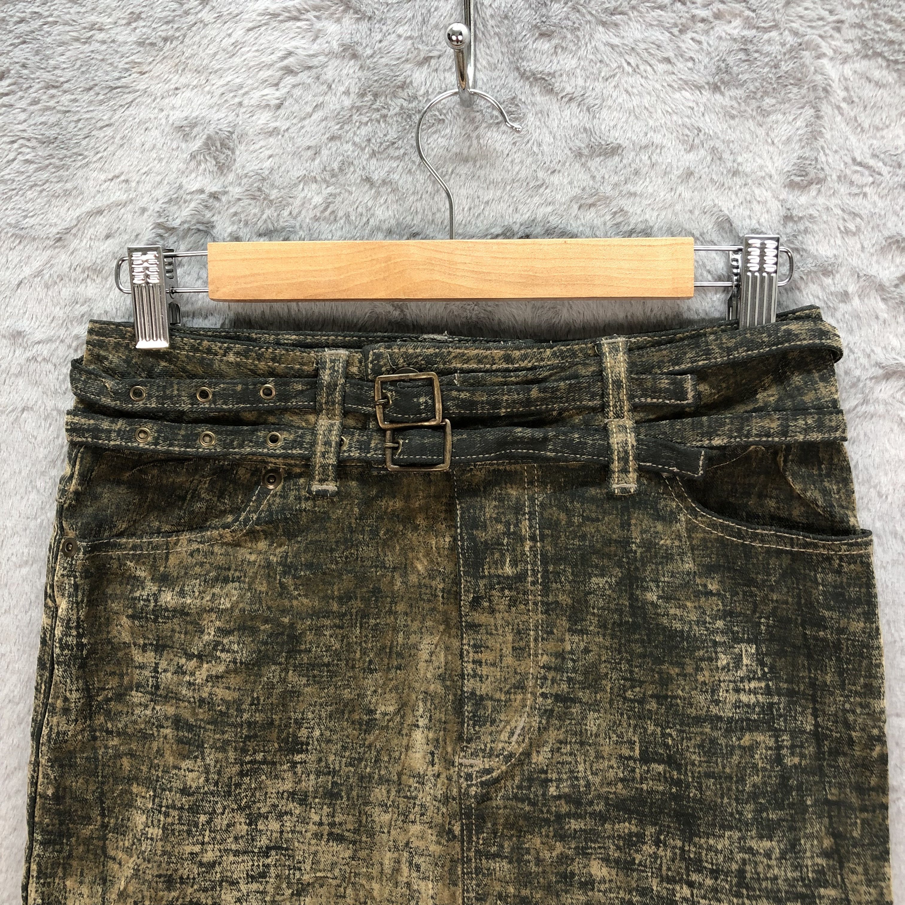 Japanese Brand U.T.A EXCLUSIVE FOR CIEL REIV RUSTY MINI SKIRTS #6206-54 Size 28" / US 6 / IT 42 - 2 Thumbnail