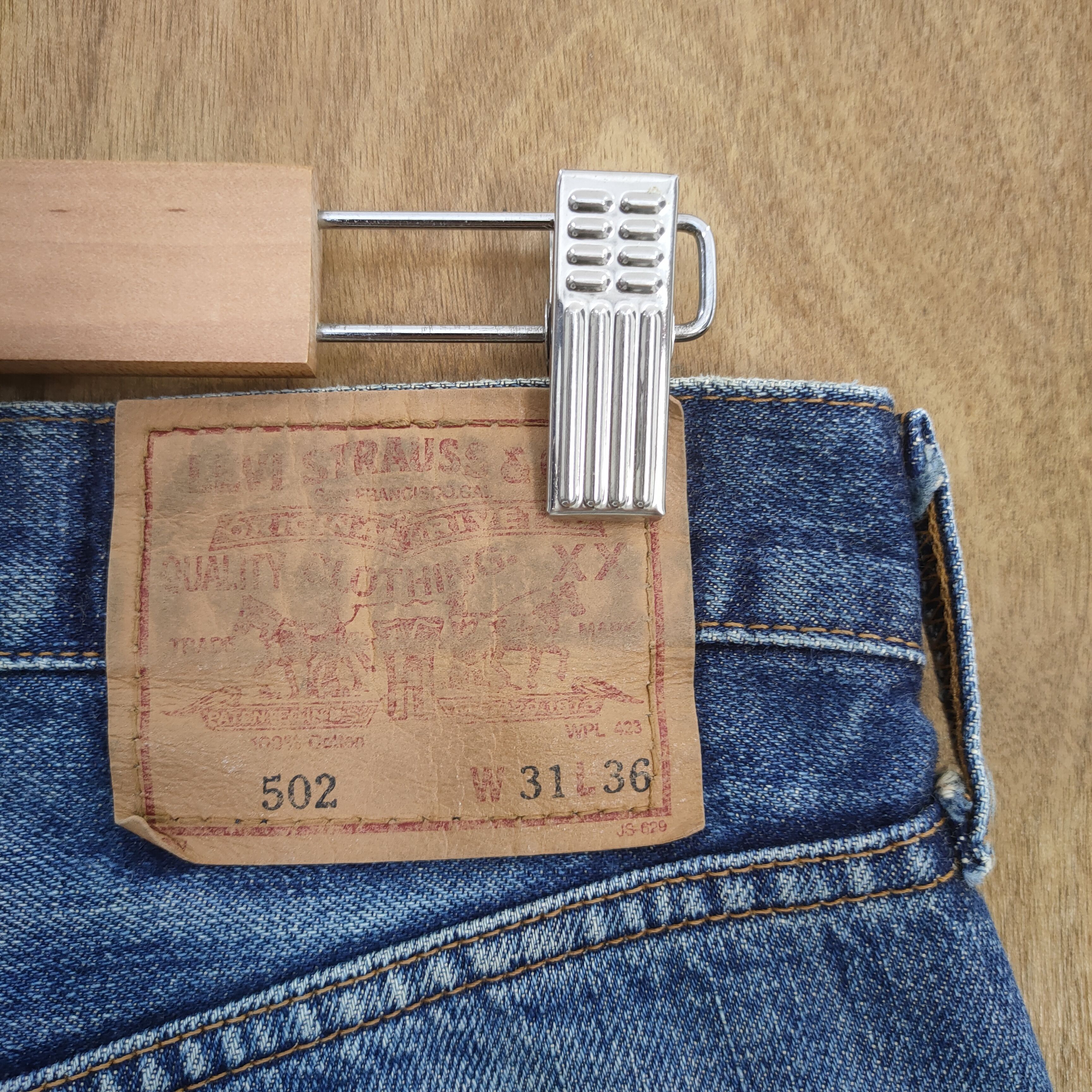 Levi's Vintage Clothing VINTAGE LEVI'S 502 BIG E 96' SELVEDGE RIPPEP JEANS PANTS Size US 30 / EU 46 - 13 Thumbnail
