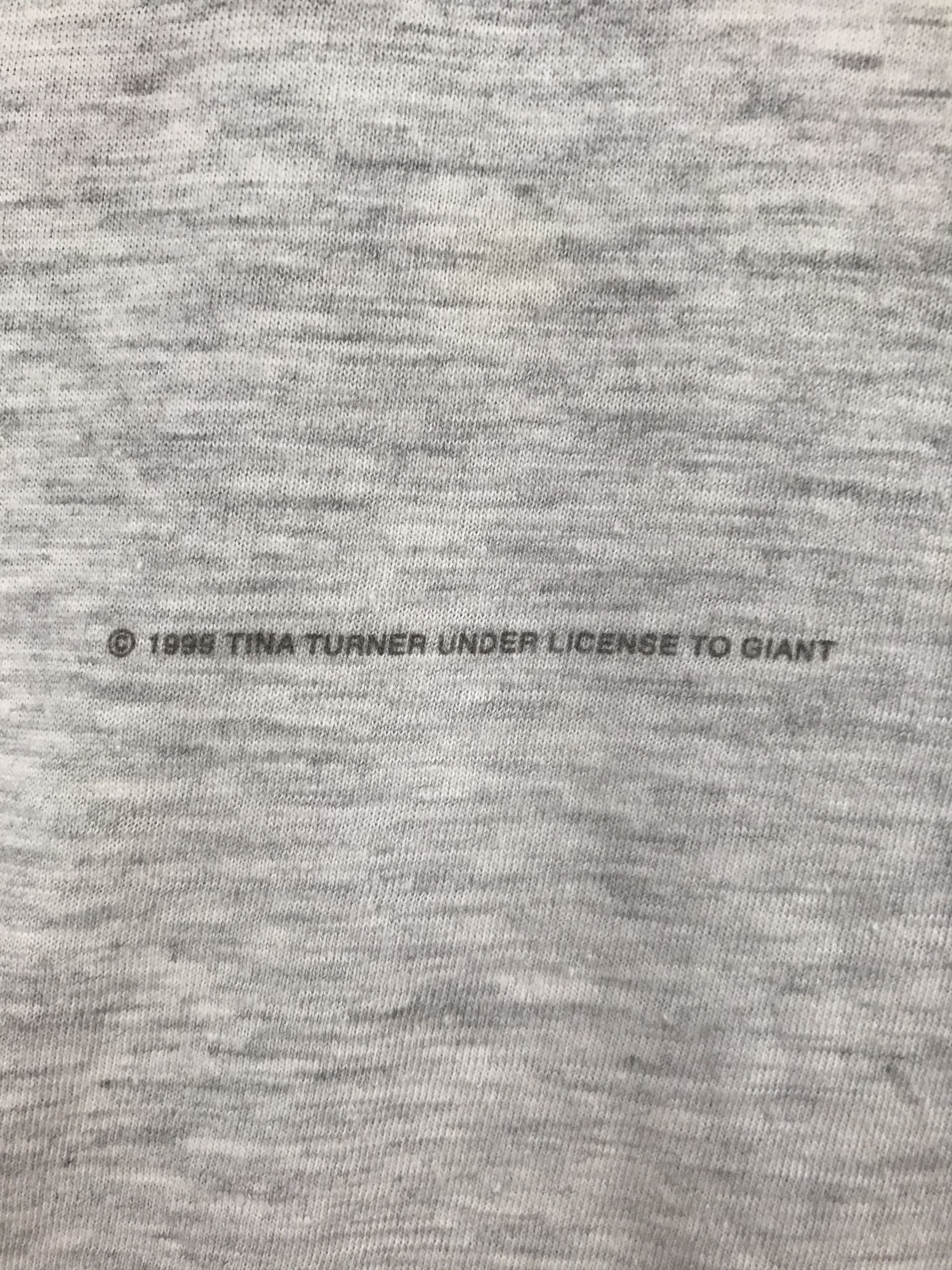 Band Tees Vintage 90s TINA TURNER Tour T-Shirt Size US XL / EU 56 / 4 - 4 Thumbnail