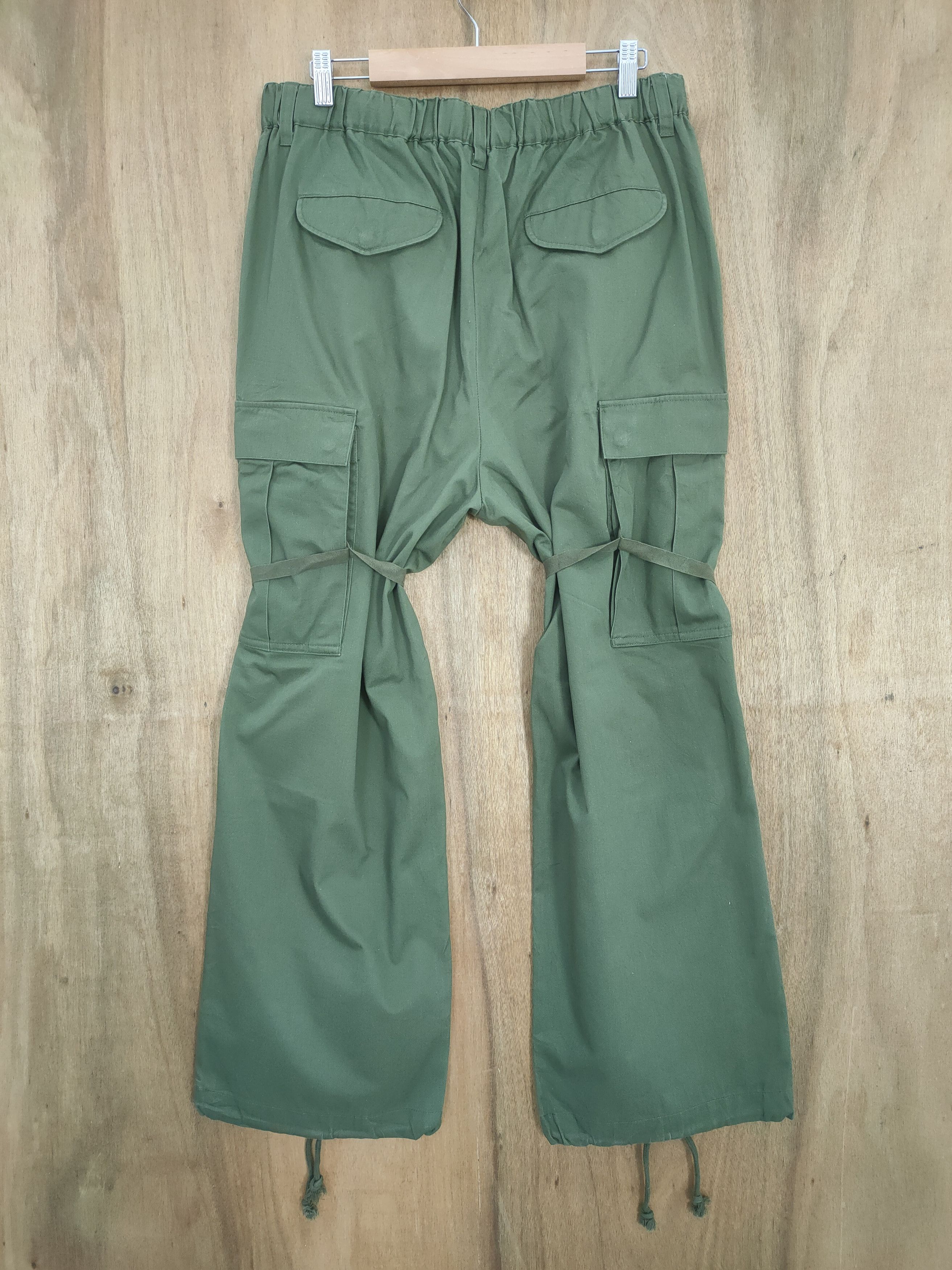 Japanese Brand VINTAGE JAPANESE PARACHUTE CARGO PANTS Size US 34 / EU 50 - 7 Thumbnail