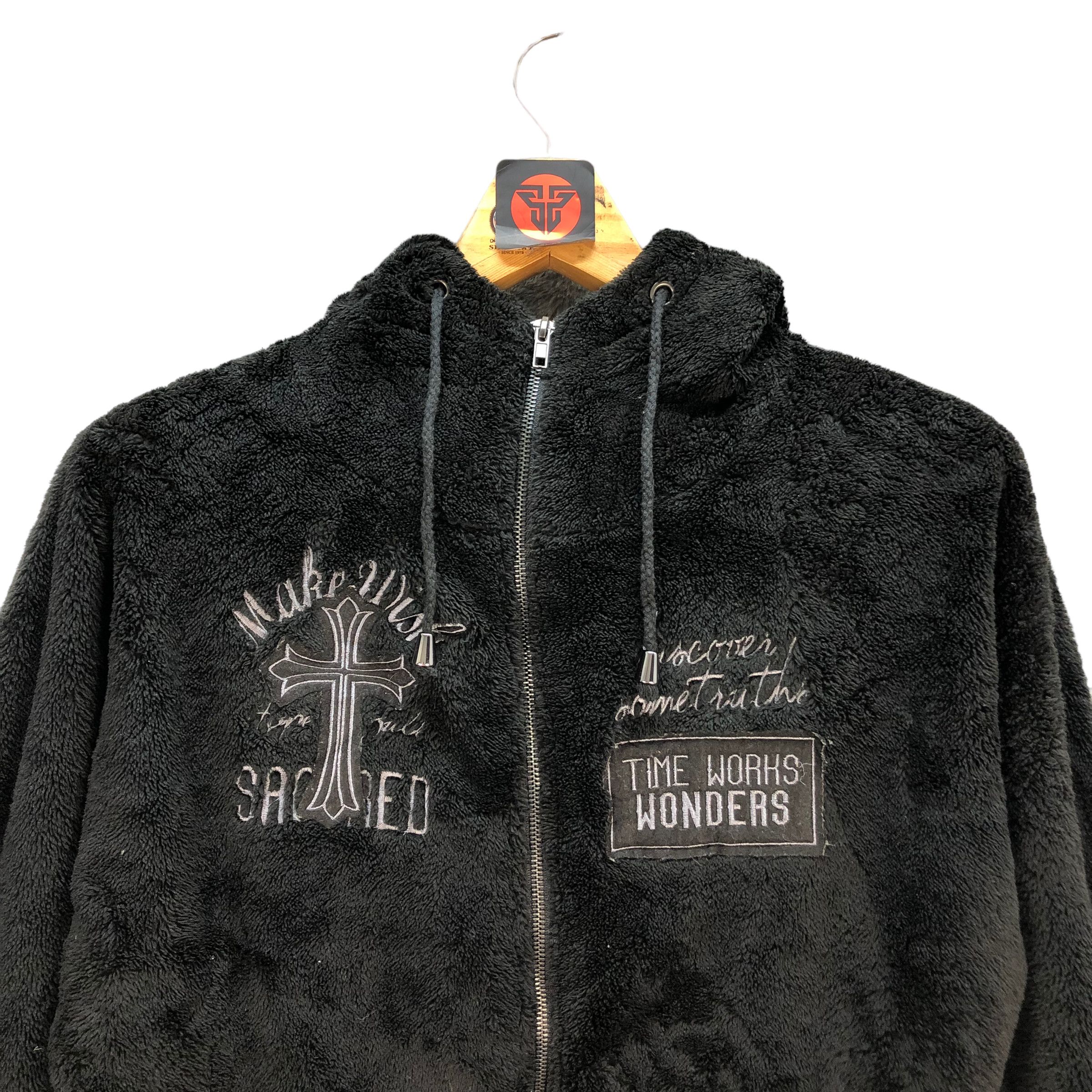 Japanese Brand GHOST OF HARLEM BIG CROSS LOGO FLEECE #7057-107 Size US M / EU 48-50 / 2 - 5 Thumbnail