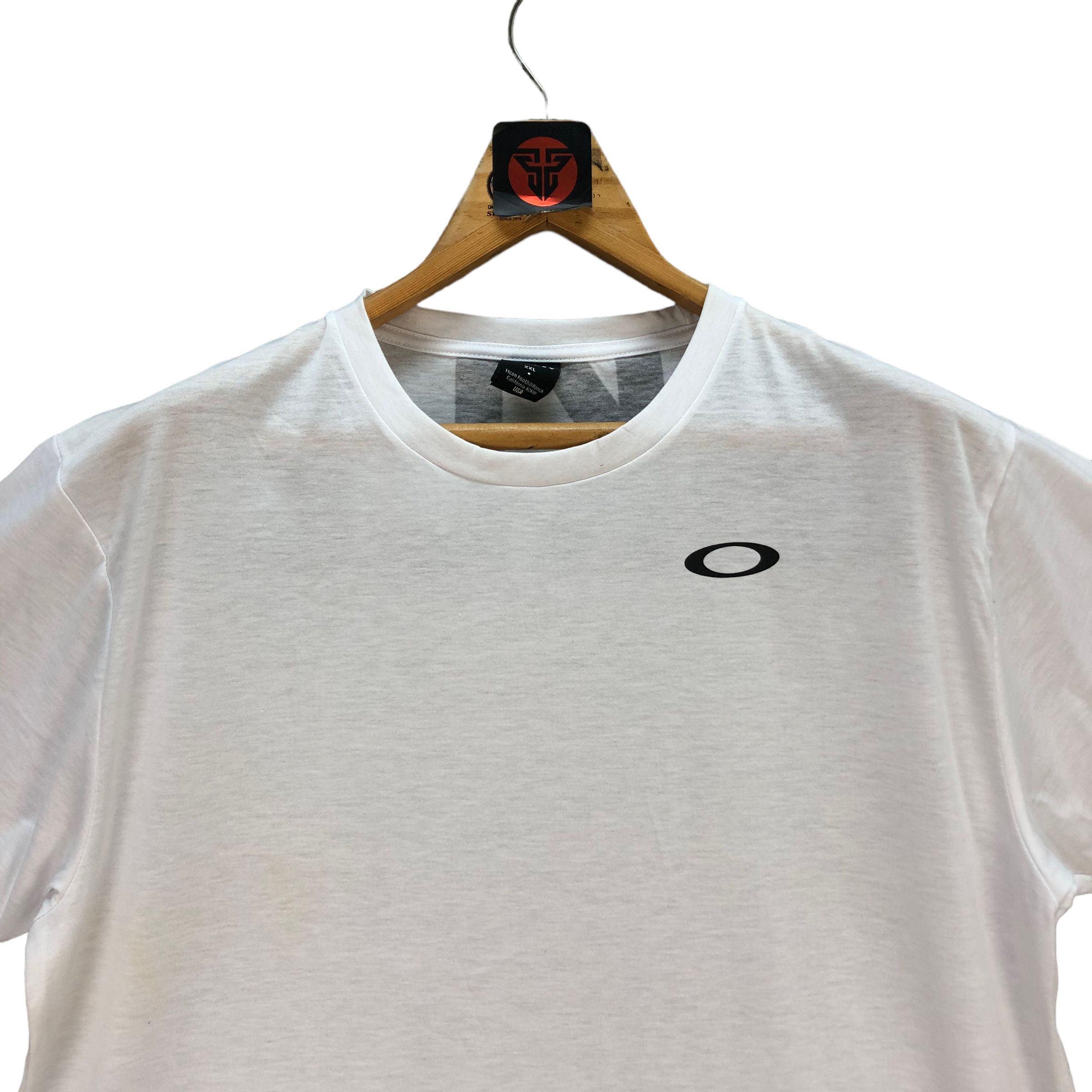 Oakley OAKLEY BIG LOGO TEES #7059-107 Size US XXL / EU 58 / 5 - 4 Thumbnail
