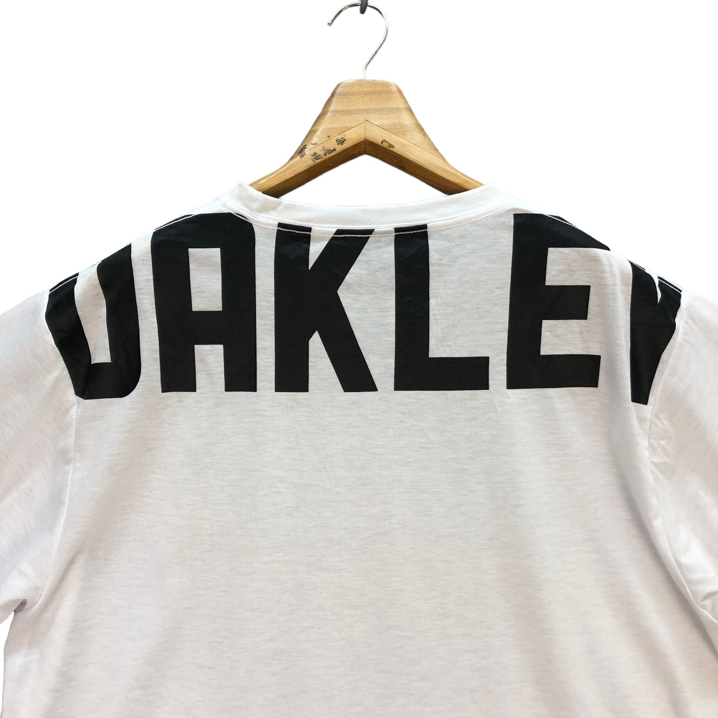 Oakley OAKLEY BIG LOGO TEES #7059-107 Size US XXL / EU 58 / 5 - 2 Thumbnail