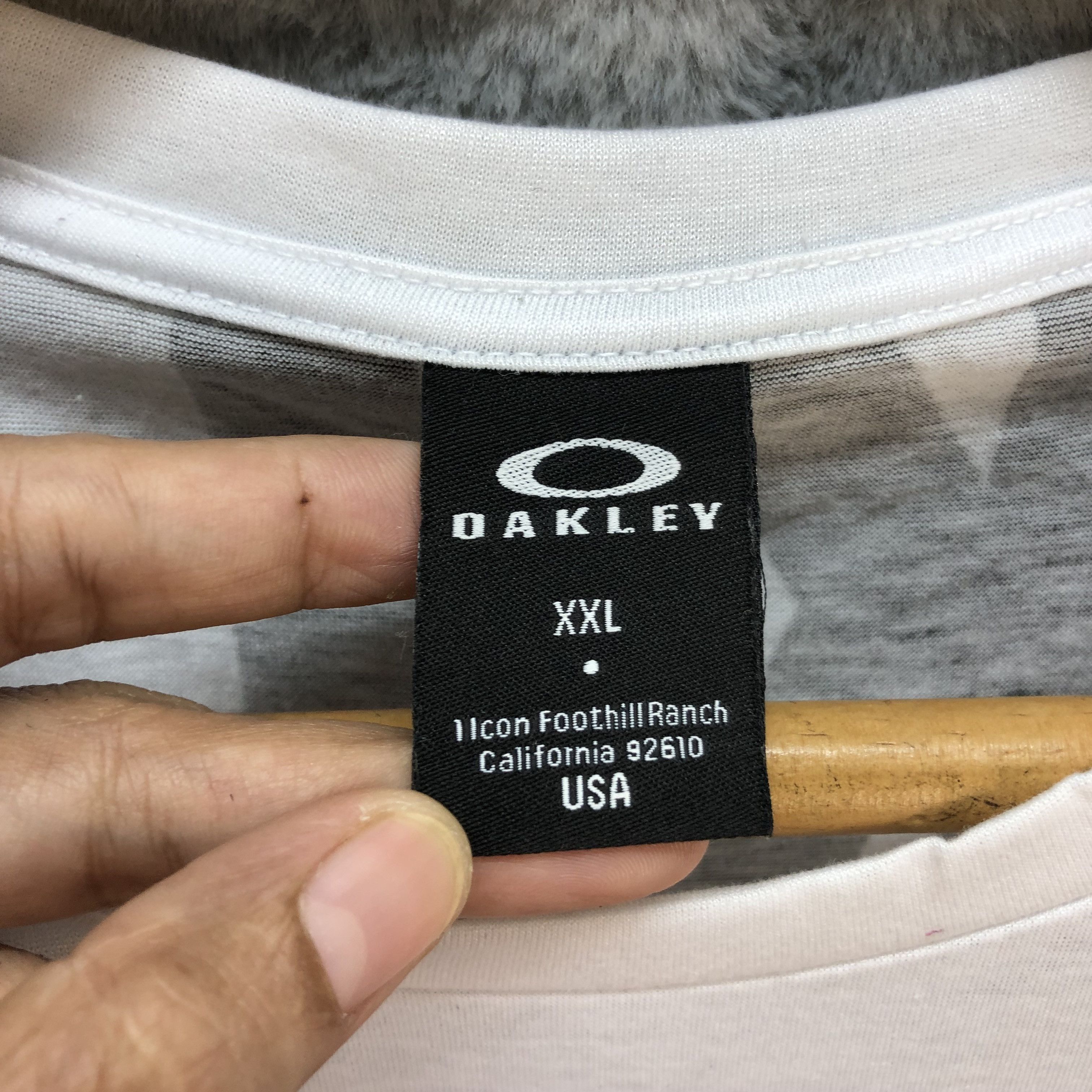 Oakley OAKLEY BIG LOGO TEES #7059-107 Size US XXL / EU 58 / 5 - 10 Thumbnail