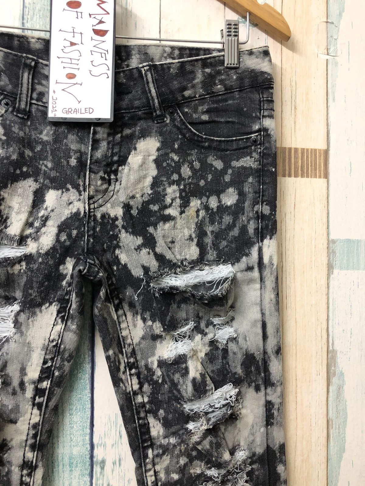 20471120 × Japanese Brand Works Japan Distressed bleach Size US 30 / EU 46 - 5 Thumbnail