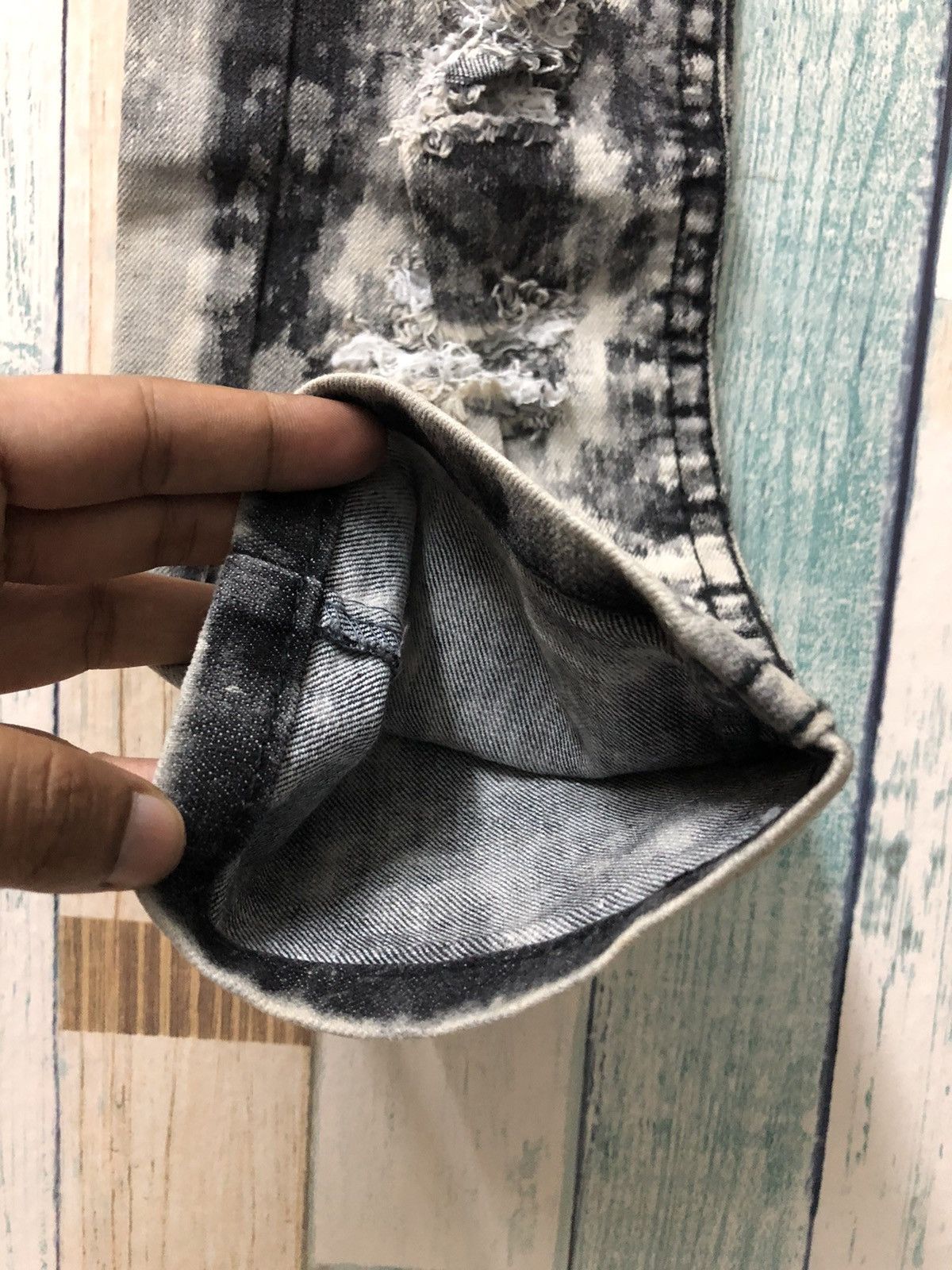 20471120 × Japanese Brand Works Japan Distressed bleach Size US 30 / EU 46 - 9 Thumbnail