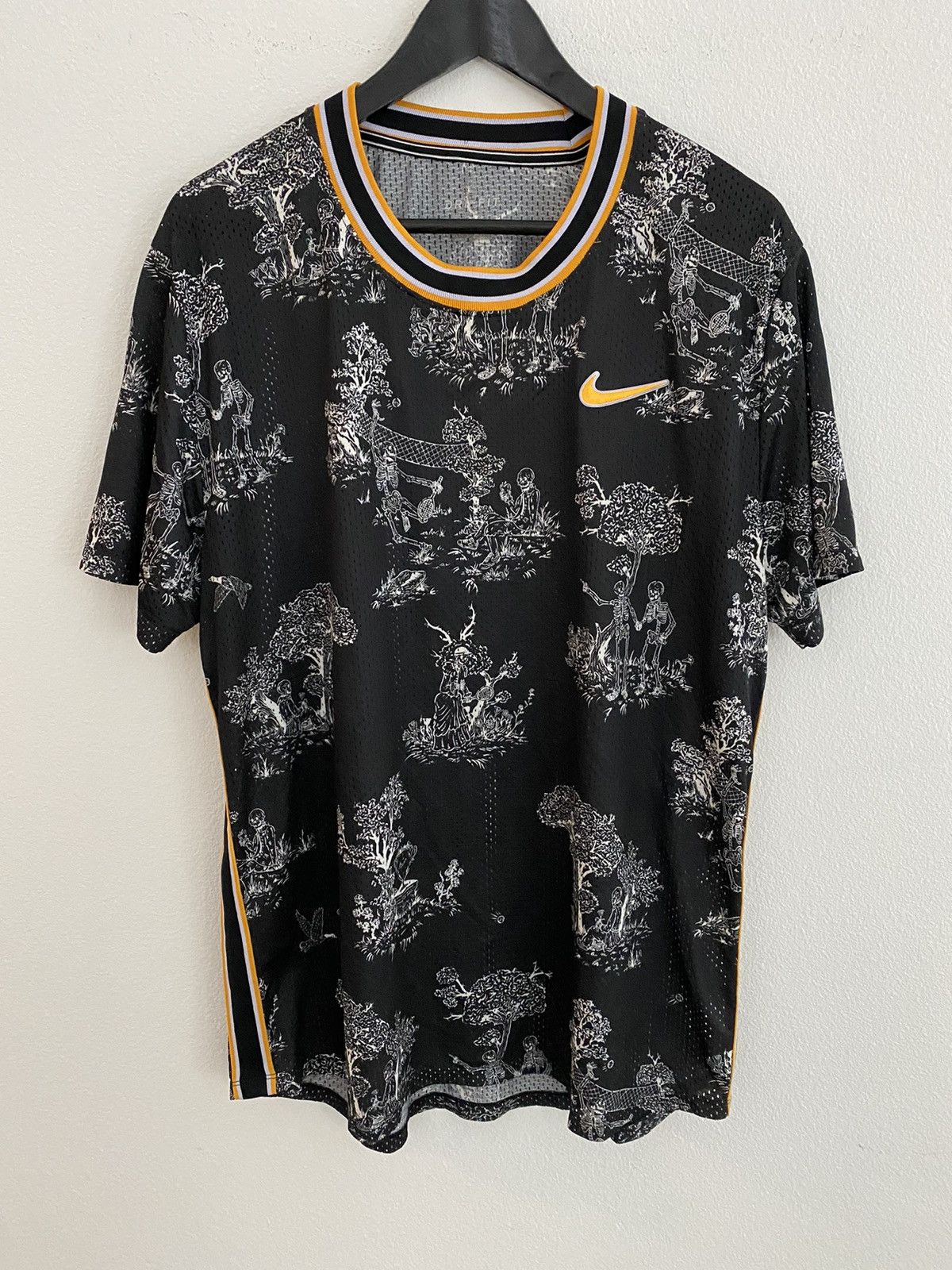 Nike Court Challenger Dri-Fit Shirt