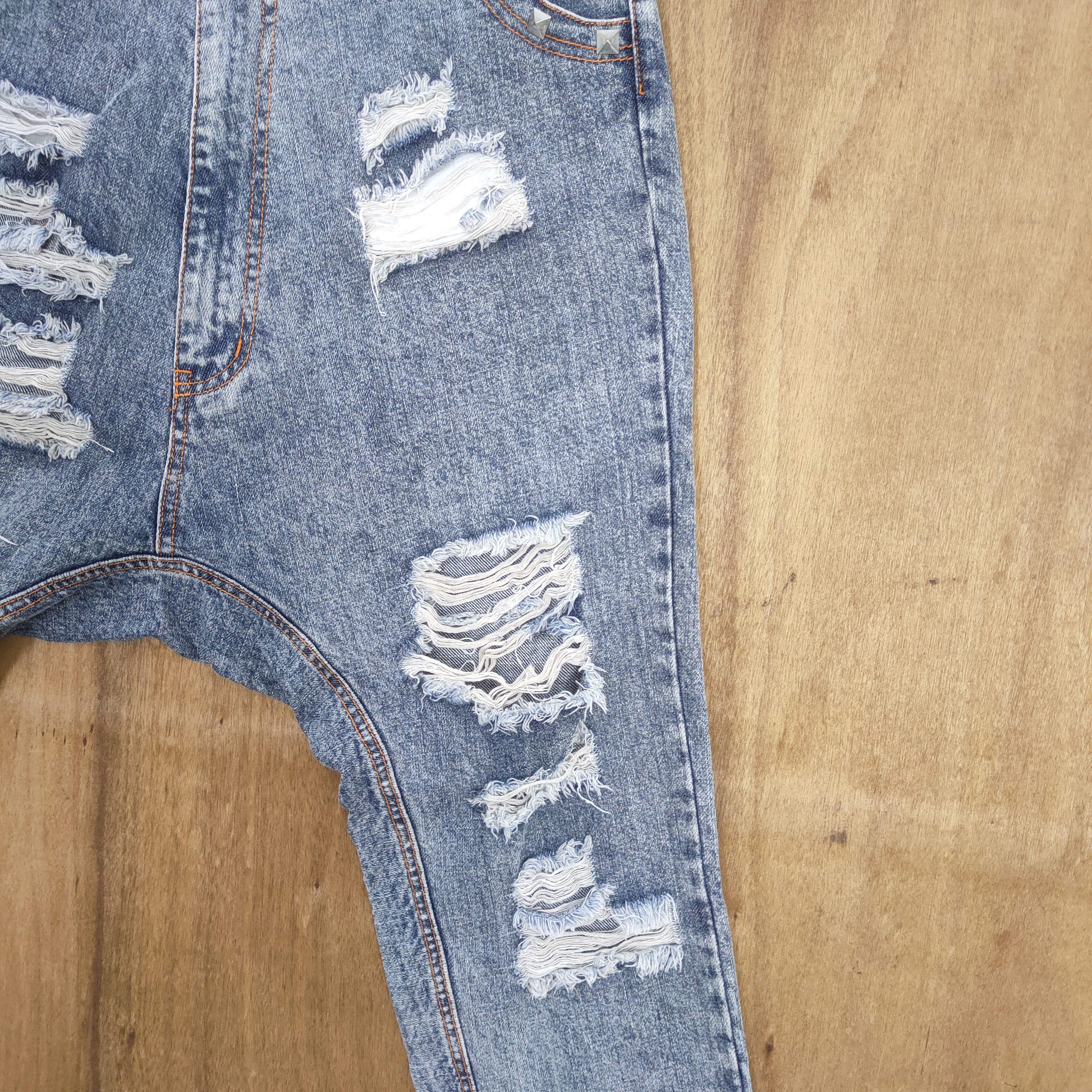 Jean LOVERS ROCK BONDAGE HIP HOP DISTRESSED JEANS Size US 30 / EU 46 - 8 Thumbnail