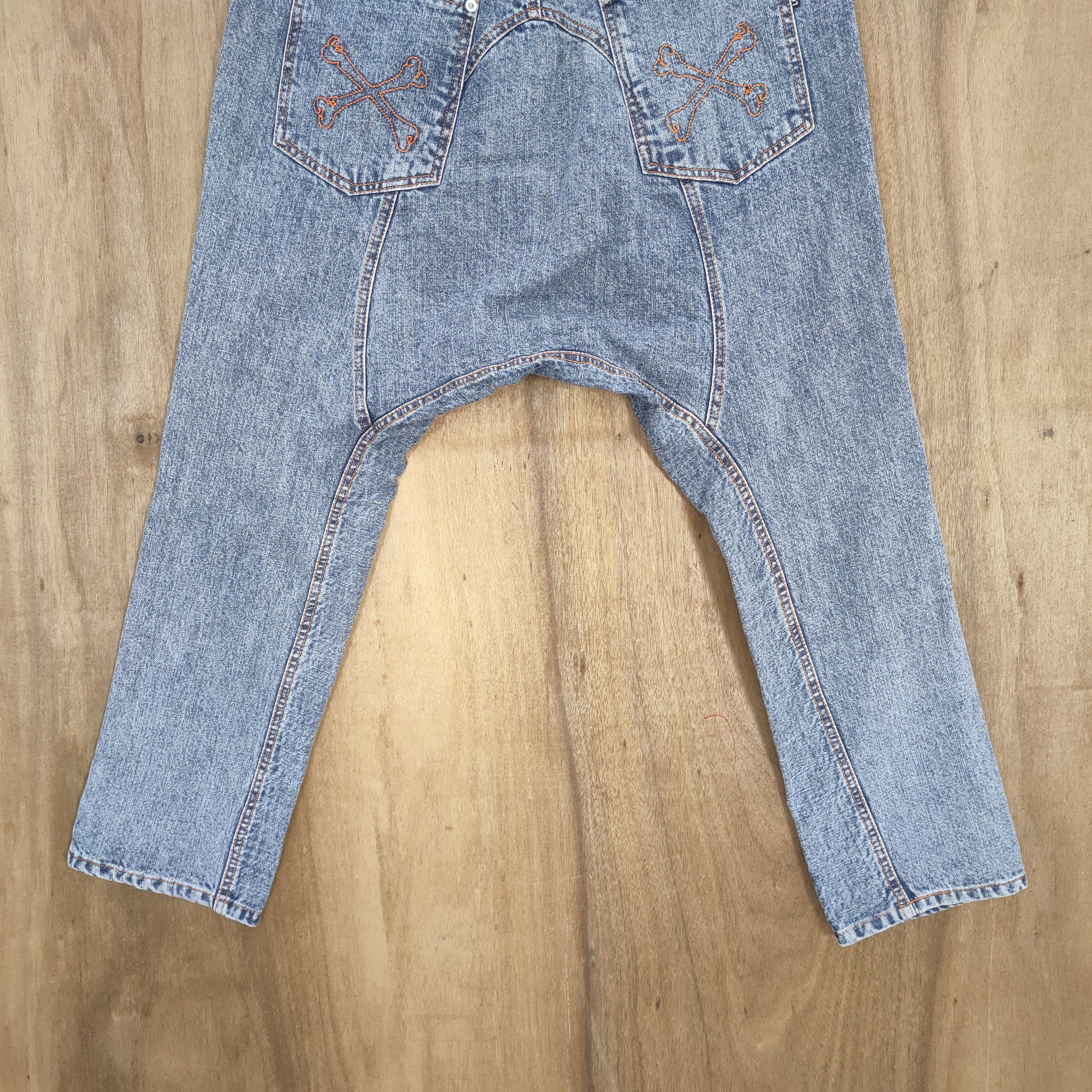 Jean LOVERS ROCK BONDAGE HIP HOP DISTRESSED JEANS Size US 30 / EU 46 - 11 Thumbnail