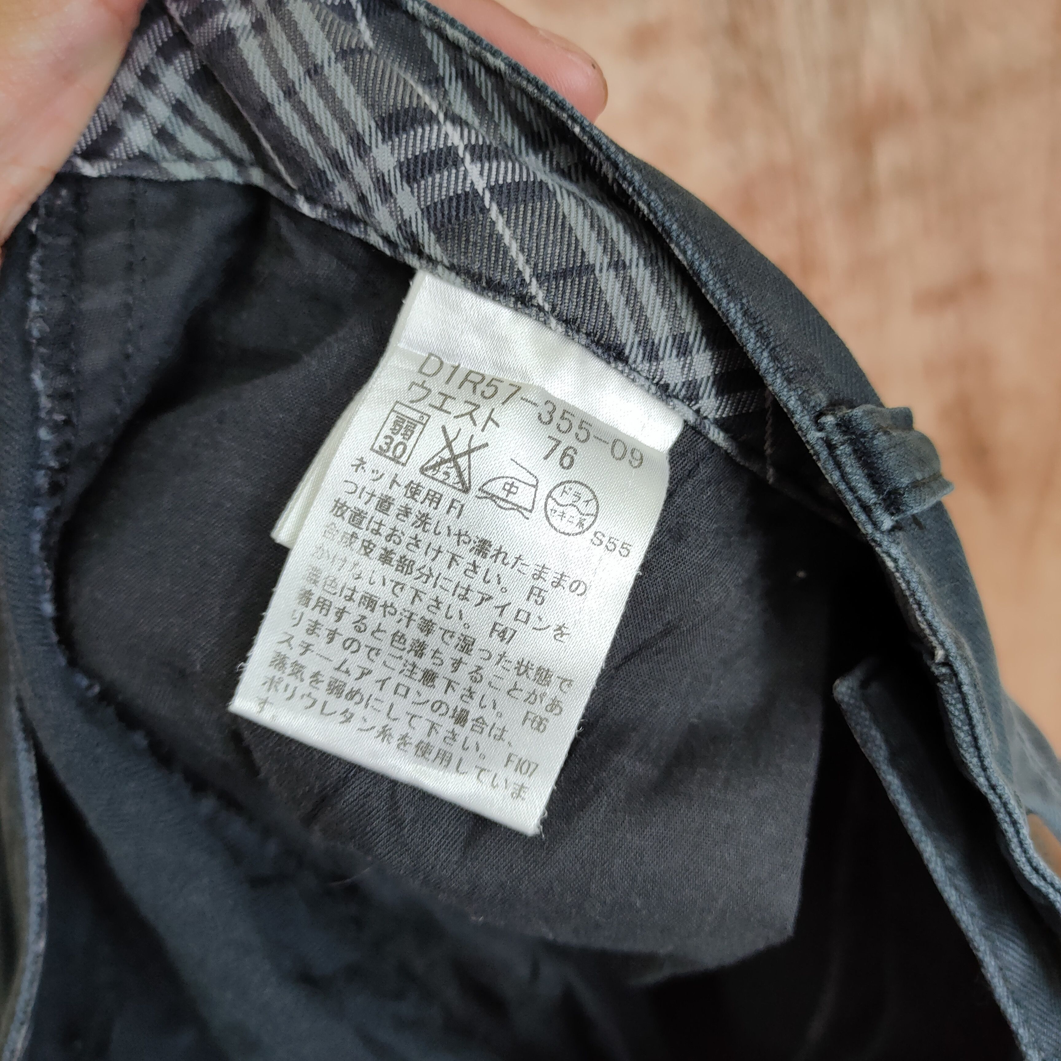 Black Label × Burberry × Burberry Prorsum BURBERRY BLACK LABEL FADED CARGO PANTS Size US 30 / EU 46 - 12 Thumbnail