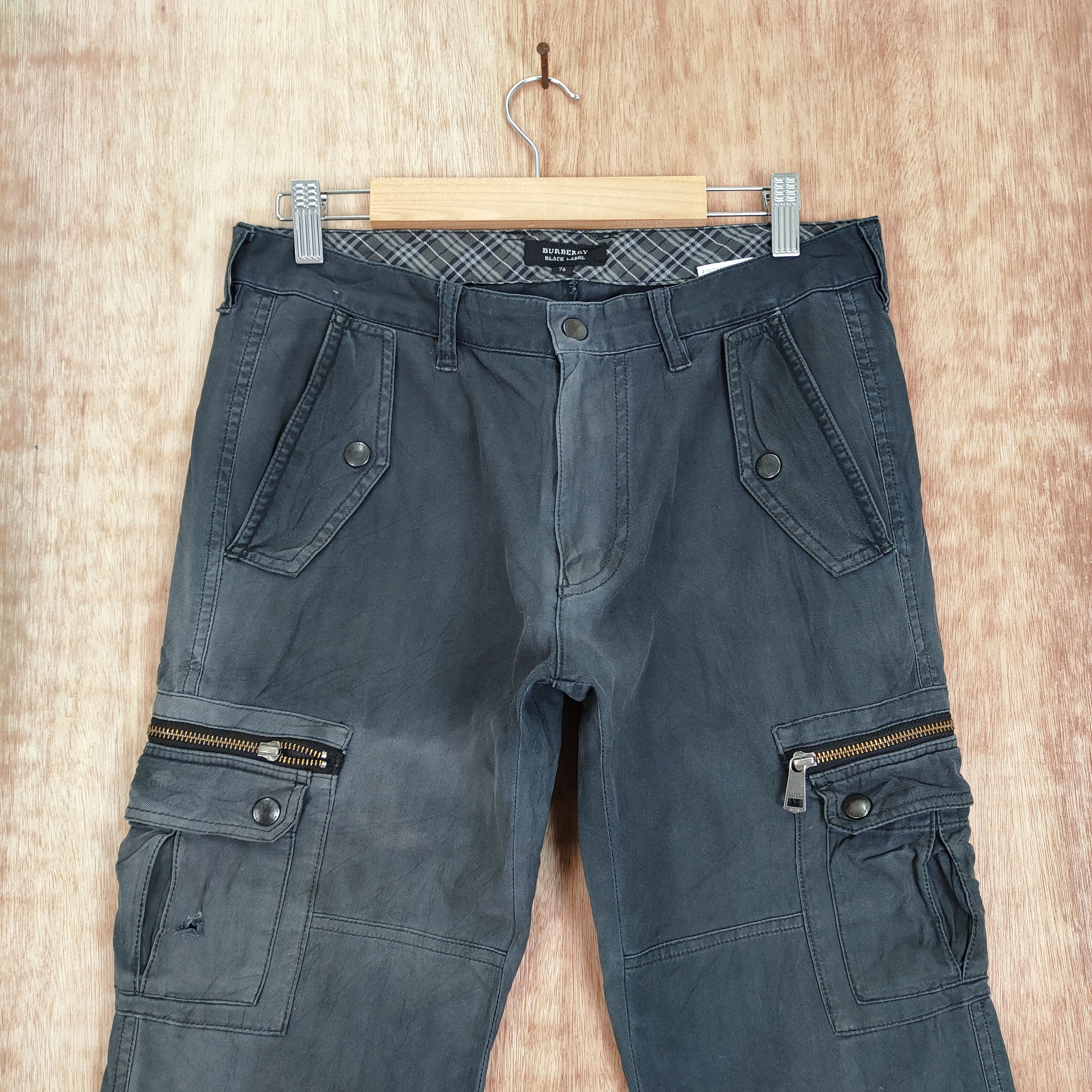 Black Label × Burberry × Burberry Prorsum BURBERRY BLACK LABEL FADED CARGO PANTS Size US 30 / EU 46 - 3 Thumbnail