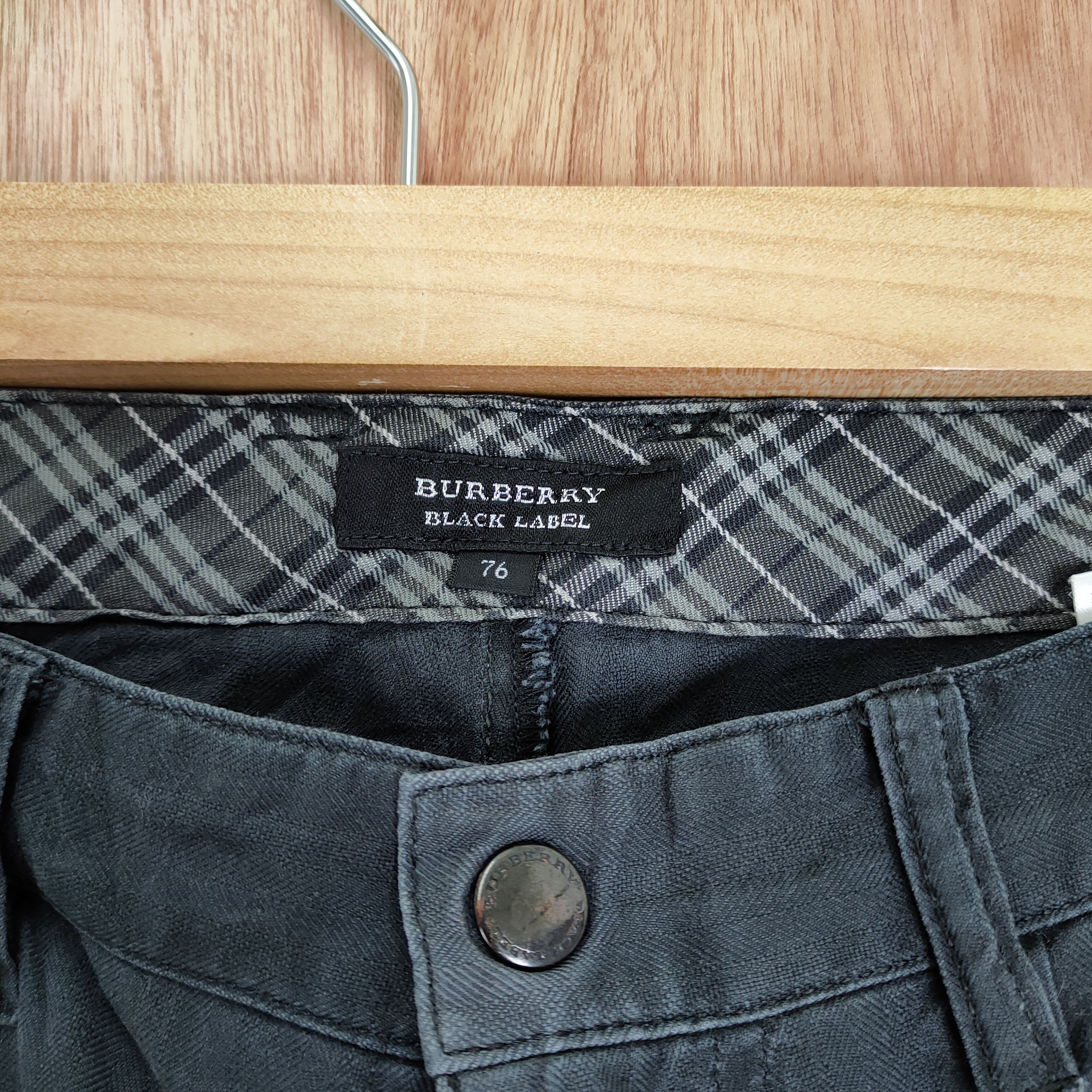 Black Label × Burberry × Burberry Prorsum BURBERRY BLACK LABEL FADED CARGO PANTS Size US 30 / EU 46 - 4 Thumbnail