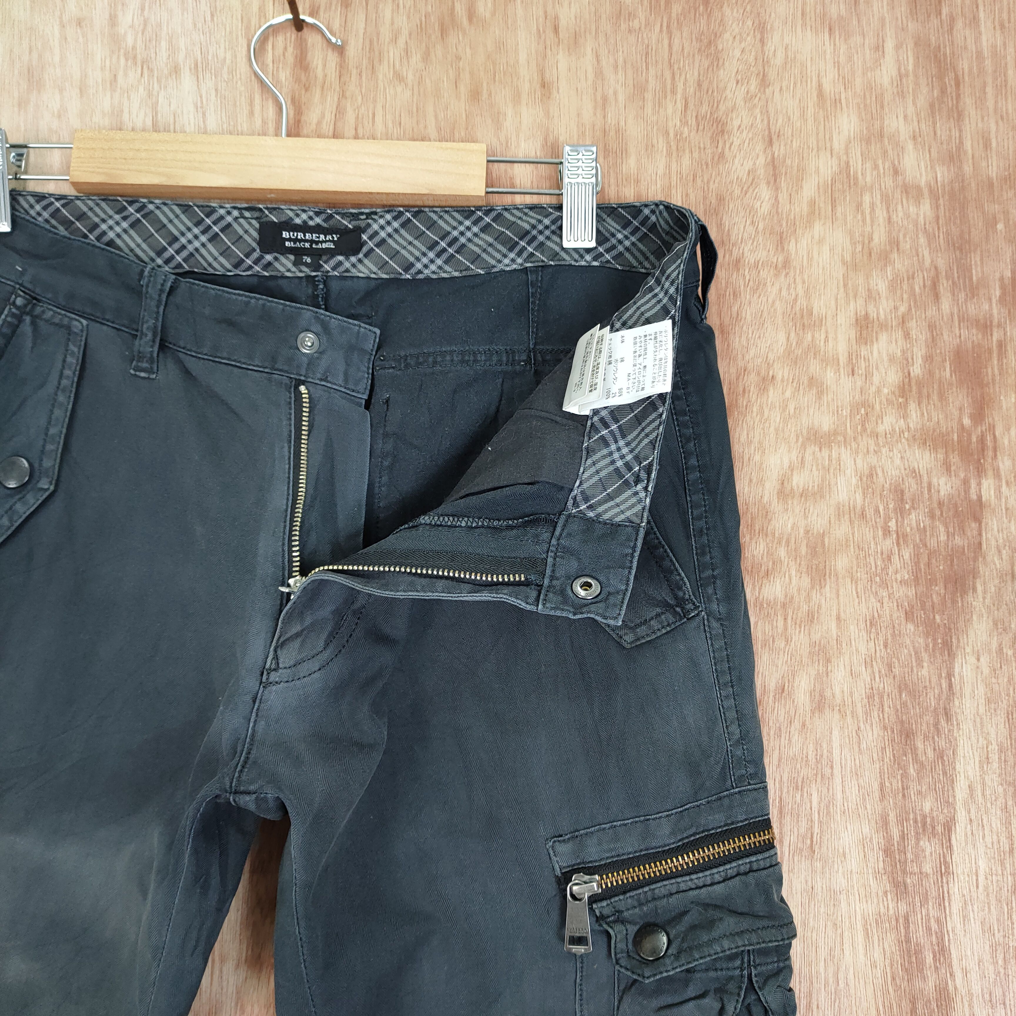 Black Label × Burberry × Burberry Prorsum BURBERRY BLACK LABEL FADED CARGO PANTS Size US 30 / EU 46 - 6 Thumbnail
