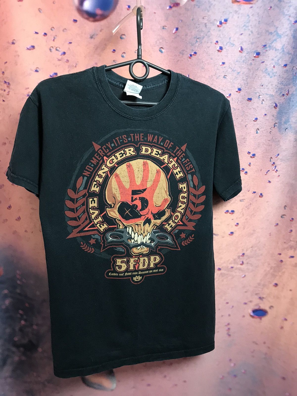 Band Tees × Vintage Vintage Five Finger Death punch band rock tee Size US S / EU 44-46 / 1 - 2 Thumbnail