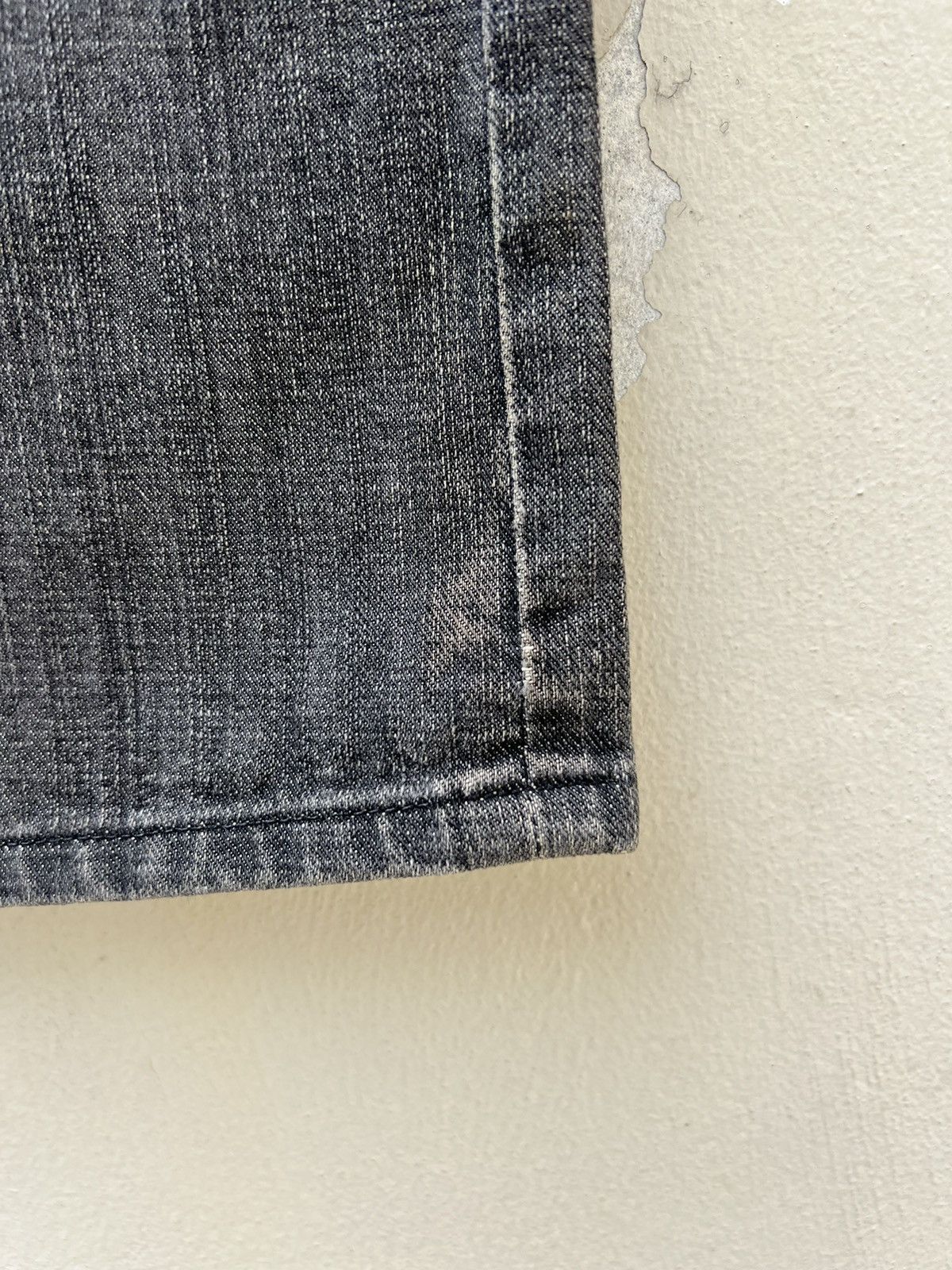 Vintage Vintage NOUNO Japan Ripped Distressed Fade Black Denim Jeans Size US 30 / EU 46 - 12 Thumbnail