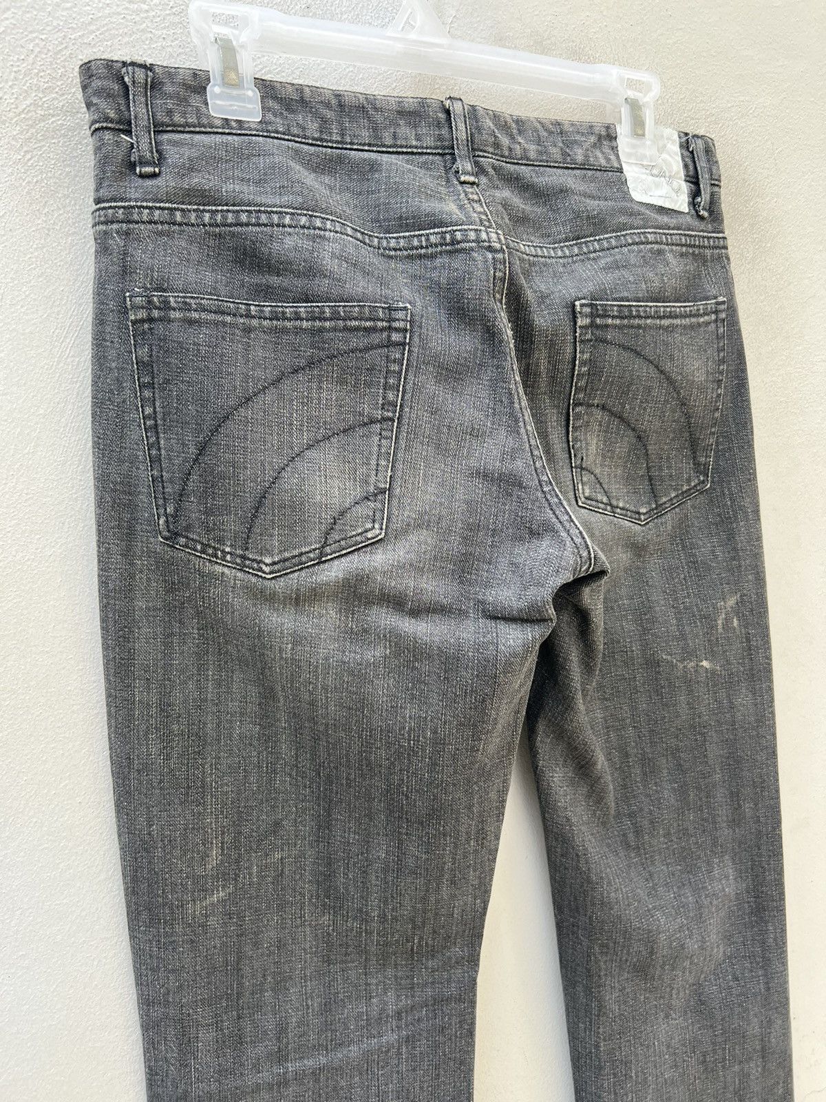 Vintage Vintage NOUNO Japan Ripped Distressed Fade Black Denim Jeans Size US 30 / EU 46 - 14 Thumbnail