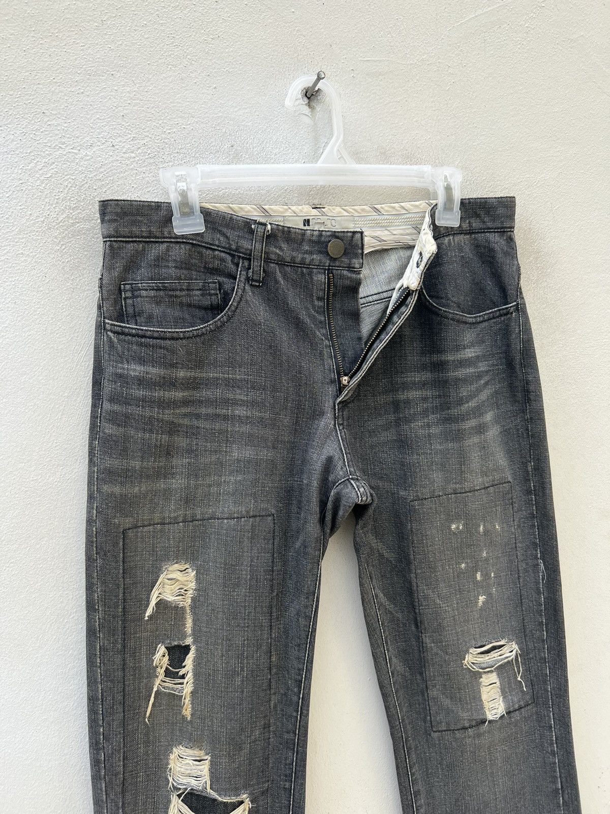 Vintage Vintage NOUNO Japan Ripped Distressed Fade Black Denim Jeans Size US 30 / EU 46 - 7 Thumbnail