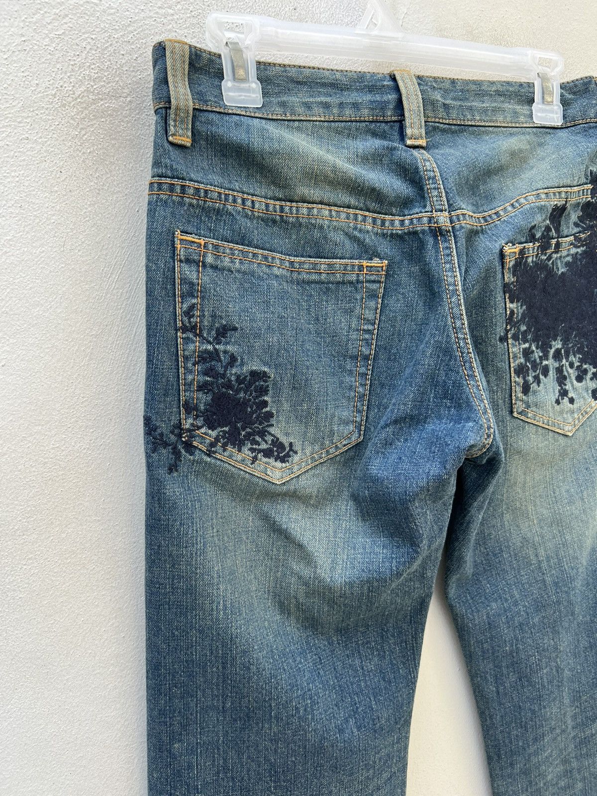 Designer SUPER HAKKA JAPAN Embroidery Black Flowers Denim Jeans Size US 29 - 15 Thumbnail