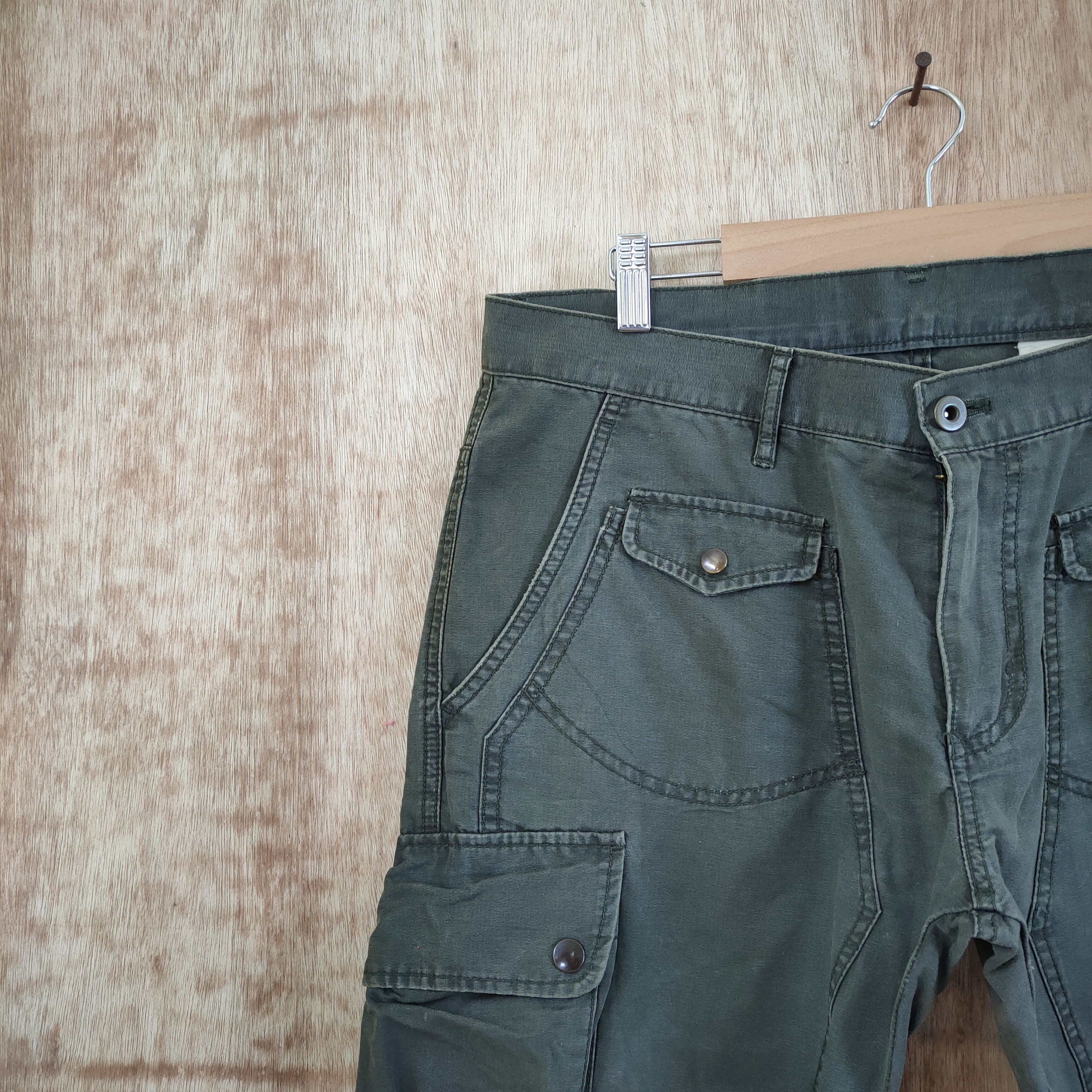 Japanese Brand VINTAGE JAPANESE BRAND DOUBLE KNEE BONDAGE CARGO PANTS 2055 Size US 34 / EU 50 - 9 Thumbnail