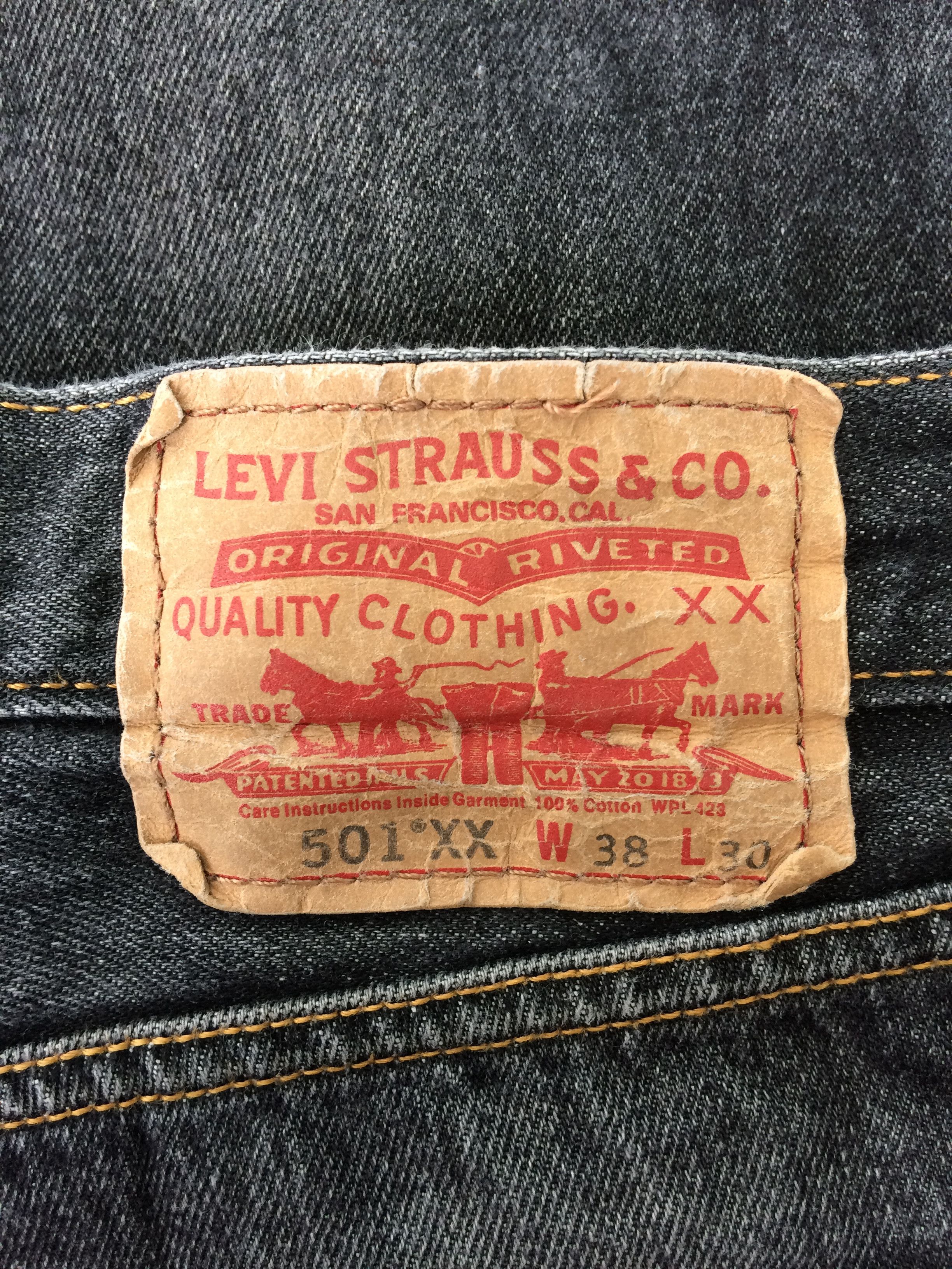 Levi's × Vintage Vintage Distressed Levis 501xx Jeans #B-081 Size US 37 - 9 Thumbnail